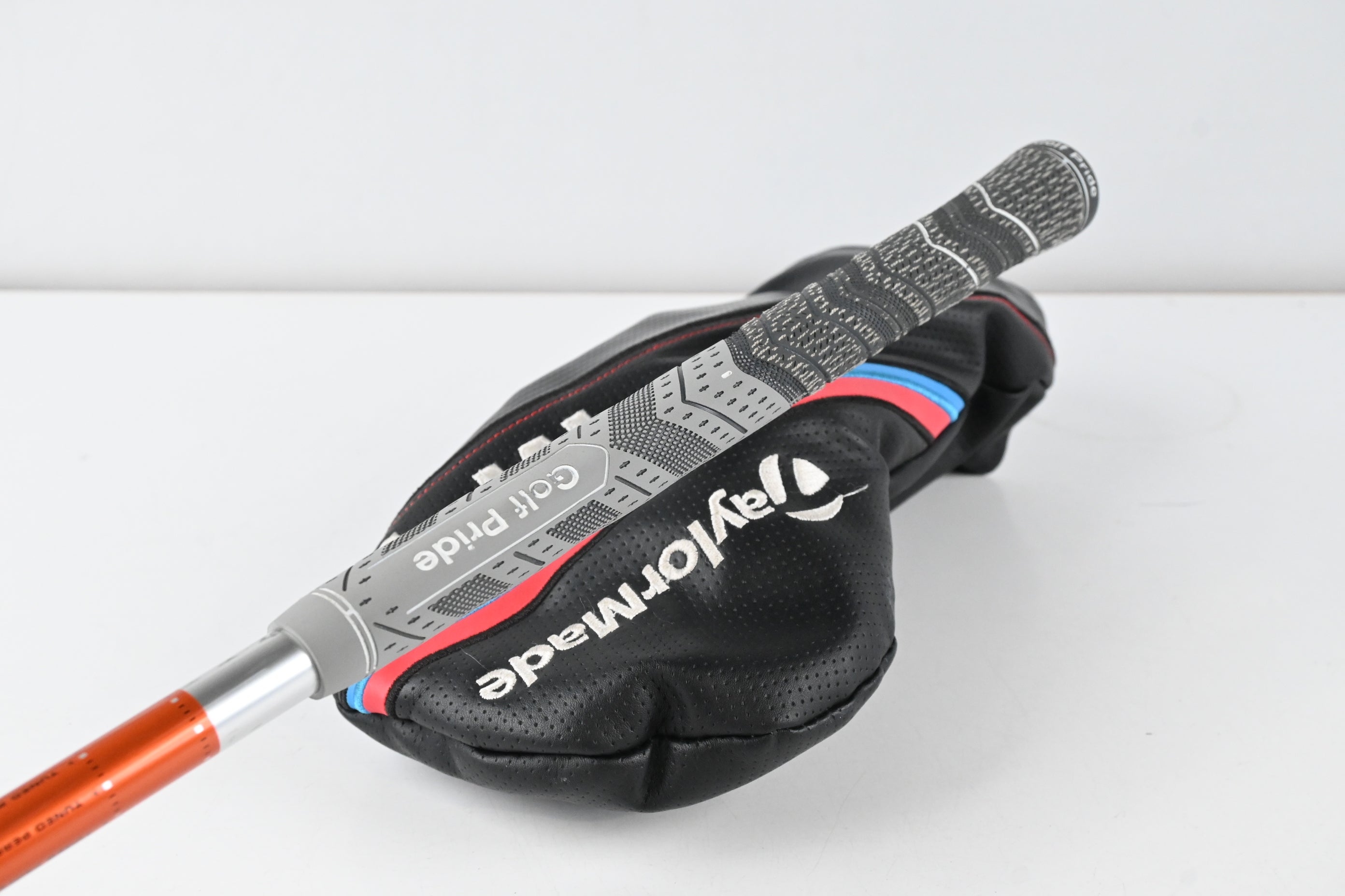 Taylormade M4 Driver / 10.5 Degree / Stiff Flex Aldila RIP Phenom 55 Shaft