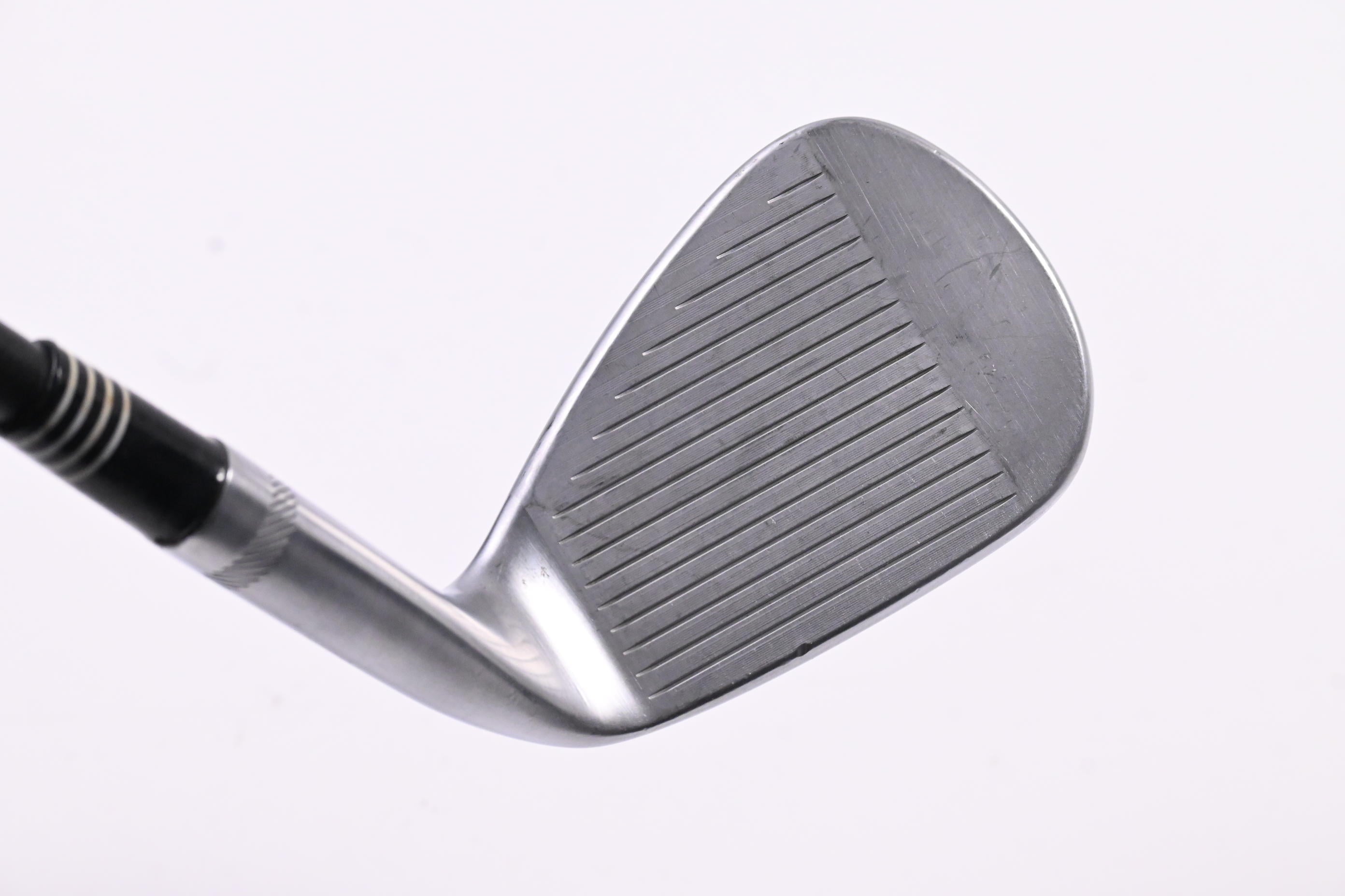 Titleist Vokey SM10 Pitching Wedge / 46 Degree / X-Flex LA Golf 4 Shaft