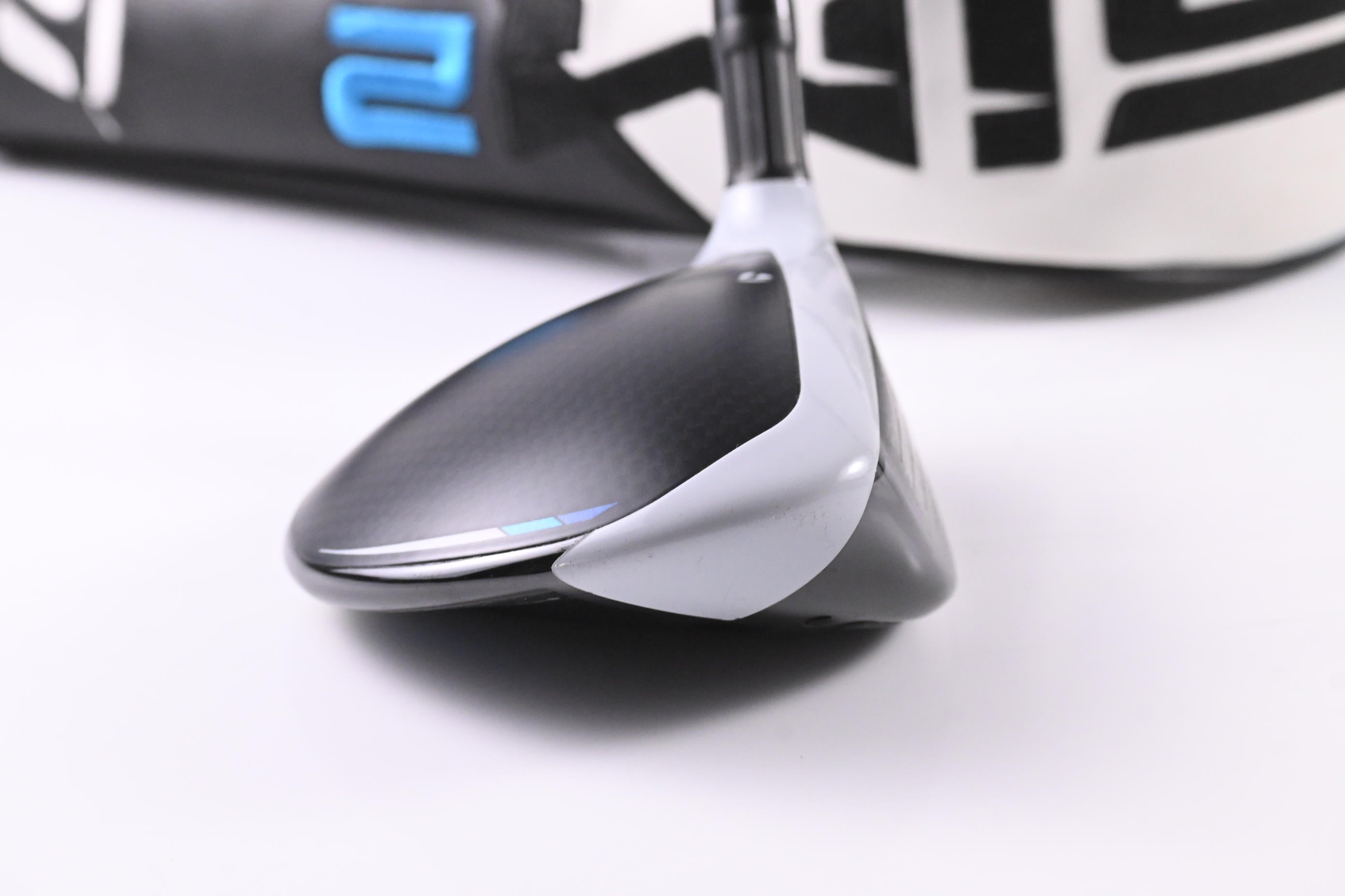 Taylormade SIM2 Max #5 Wood / 18 Degree / Regular Flex Ventus Blue 5 Shaft