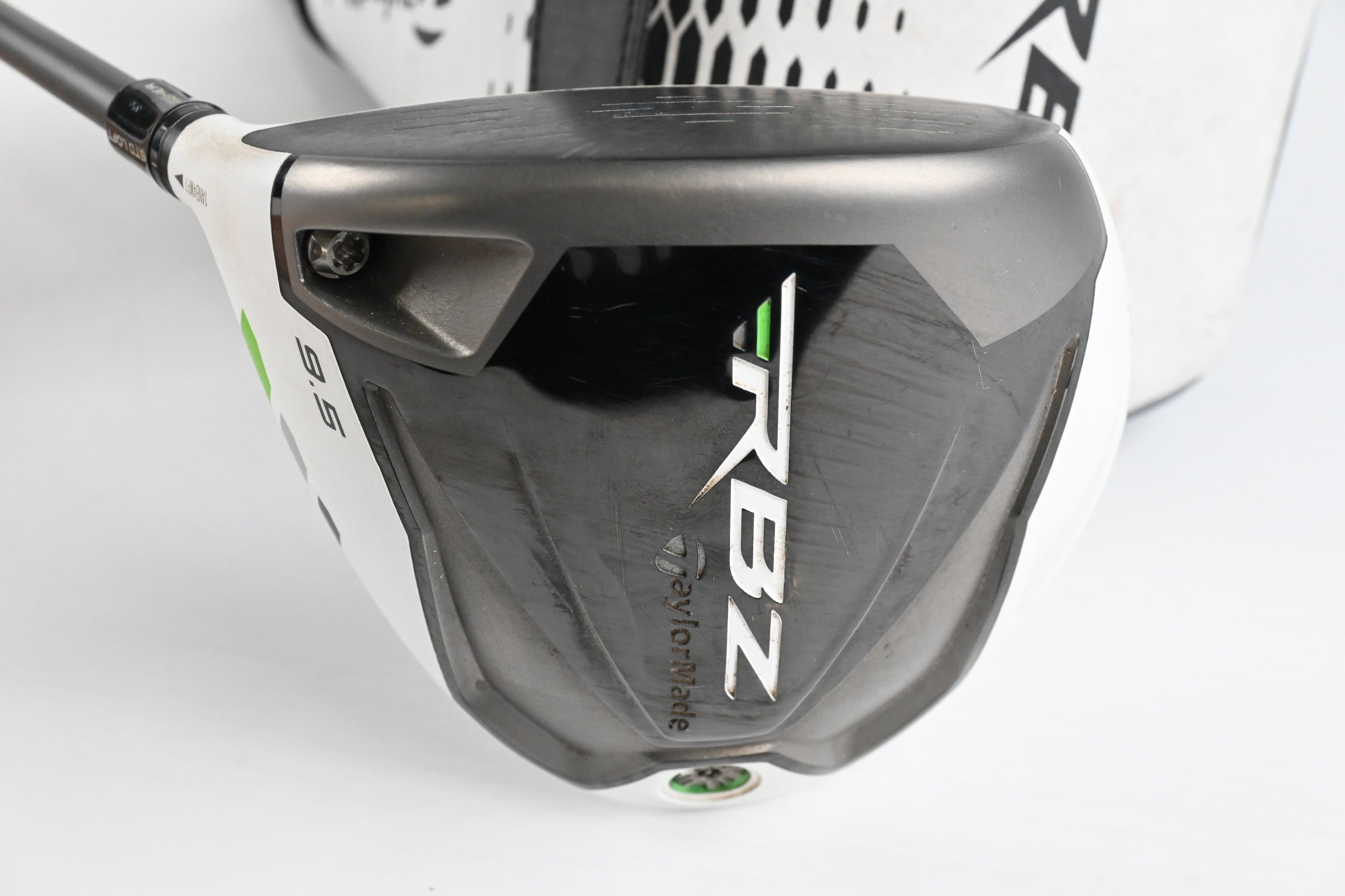Left Hand Taylormade RBZ Driver / 9.5 Degree / Regular Flex XCon-5 Shaft