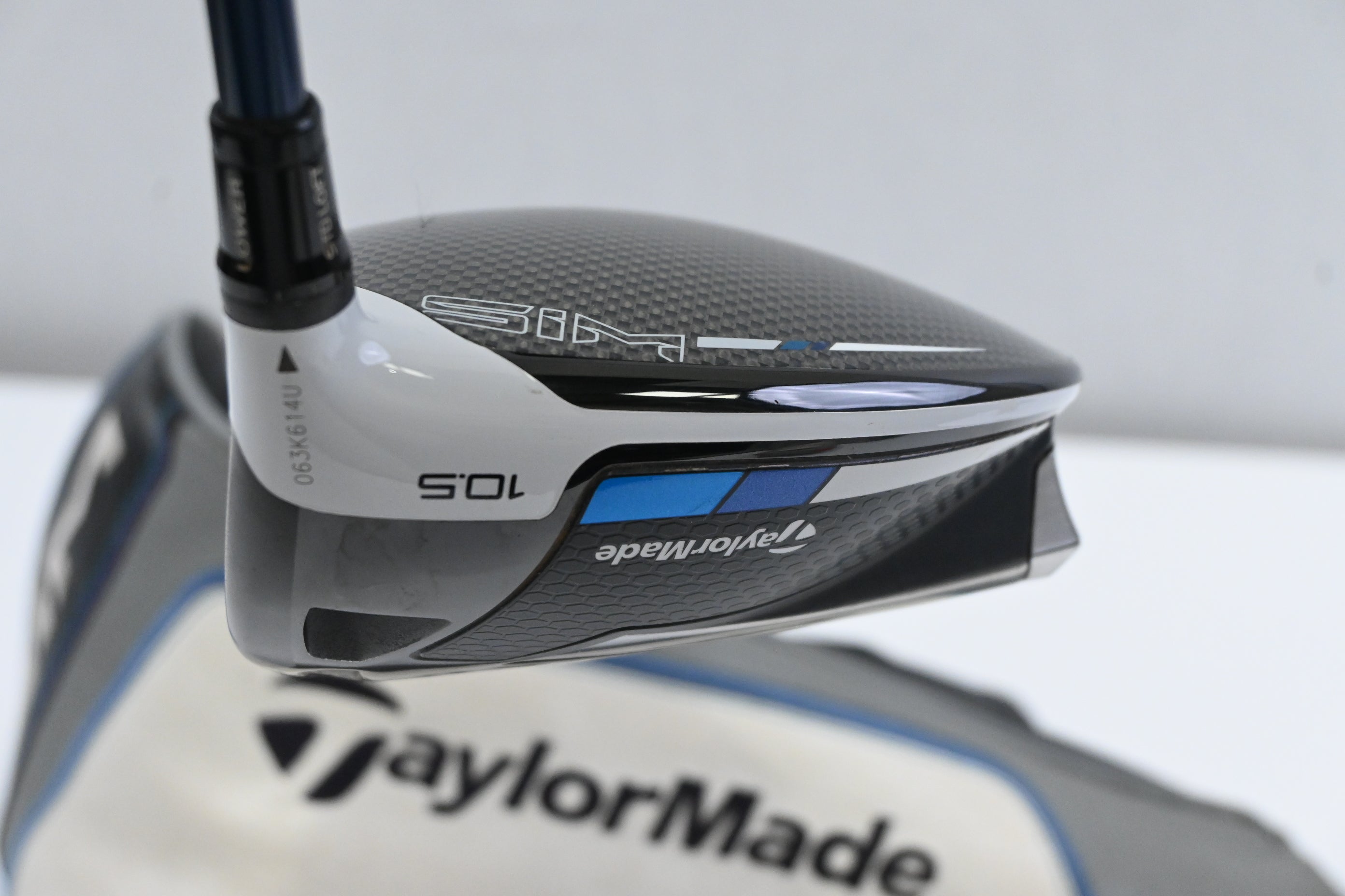 Taylormade SIM Max Driver / 10.5 Degree / Regular Flex Fujikura Ventus Blue 6