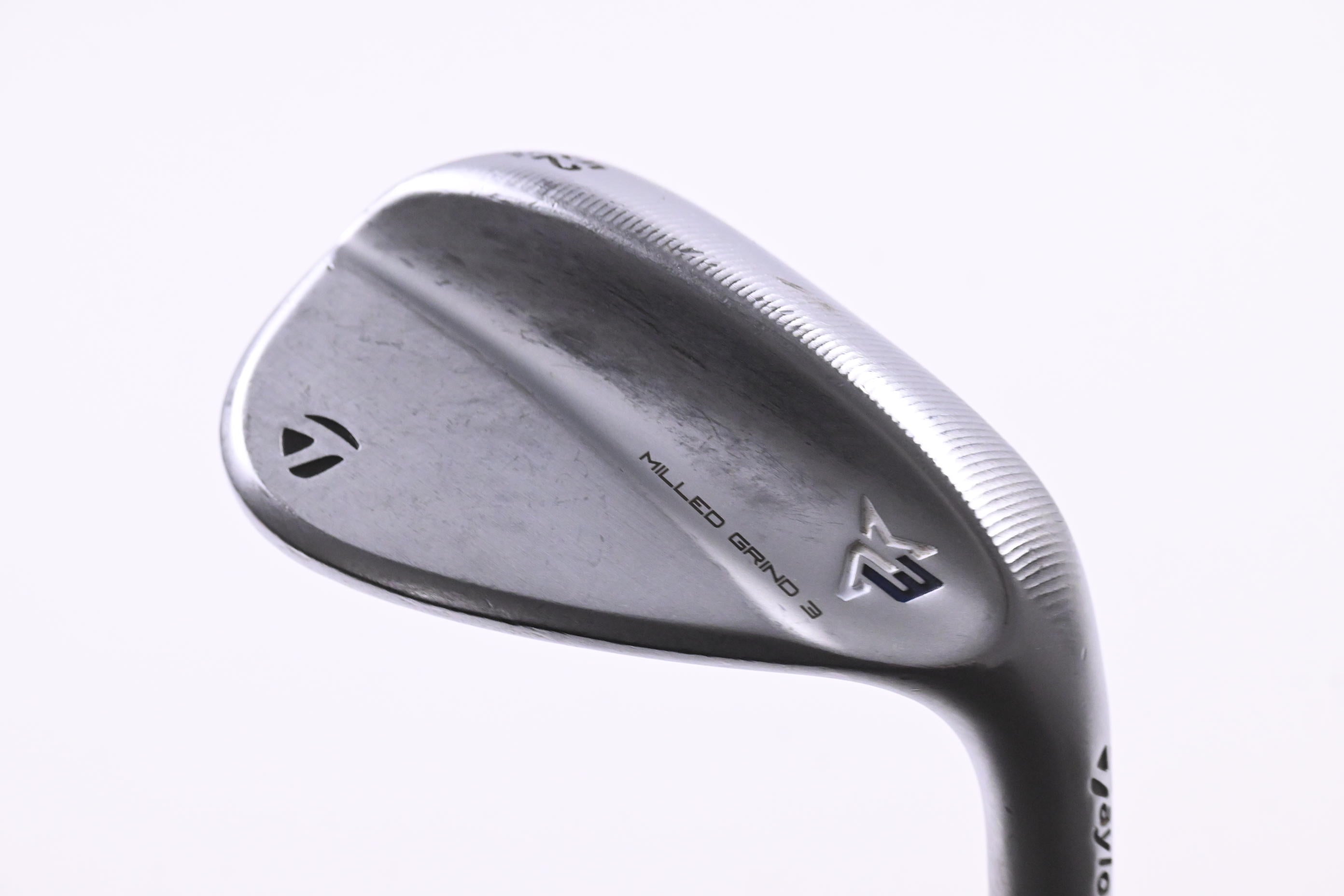 Taylormade Milled Grind 3 Gap Wedge / 52 Degree / Stiff Flex Dynamic Gold S200