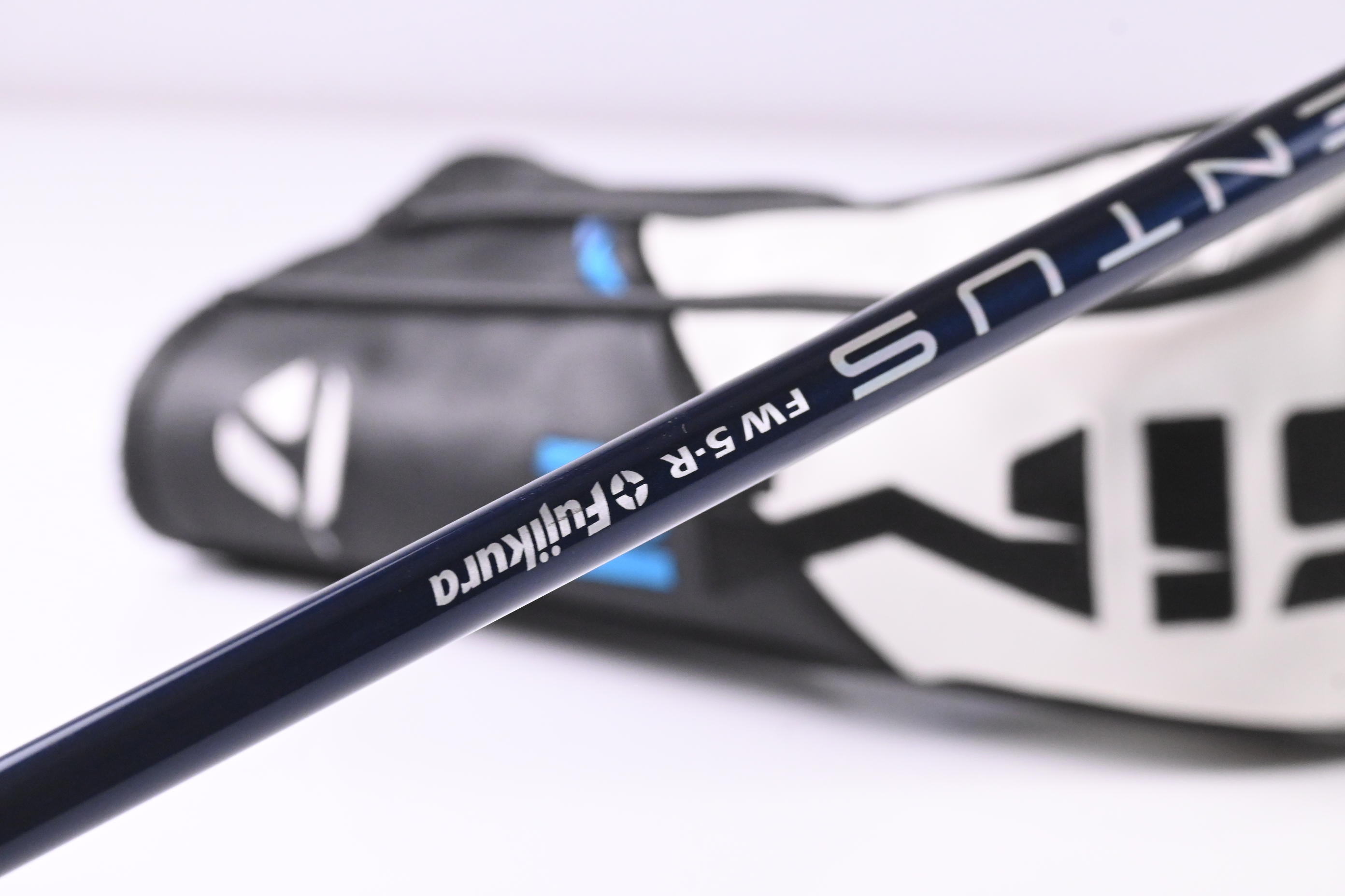 Taylormade SIM2 Max #5 Wood / 18 Degree / Regular Flex Ventus Blue 5 Shaft
