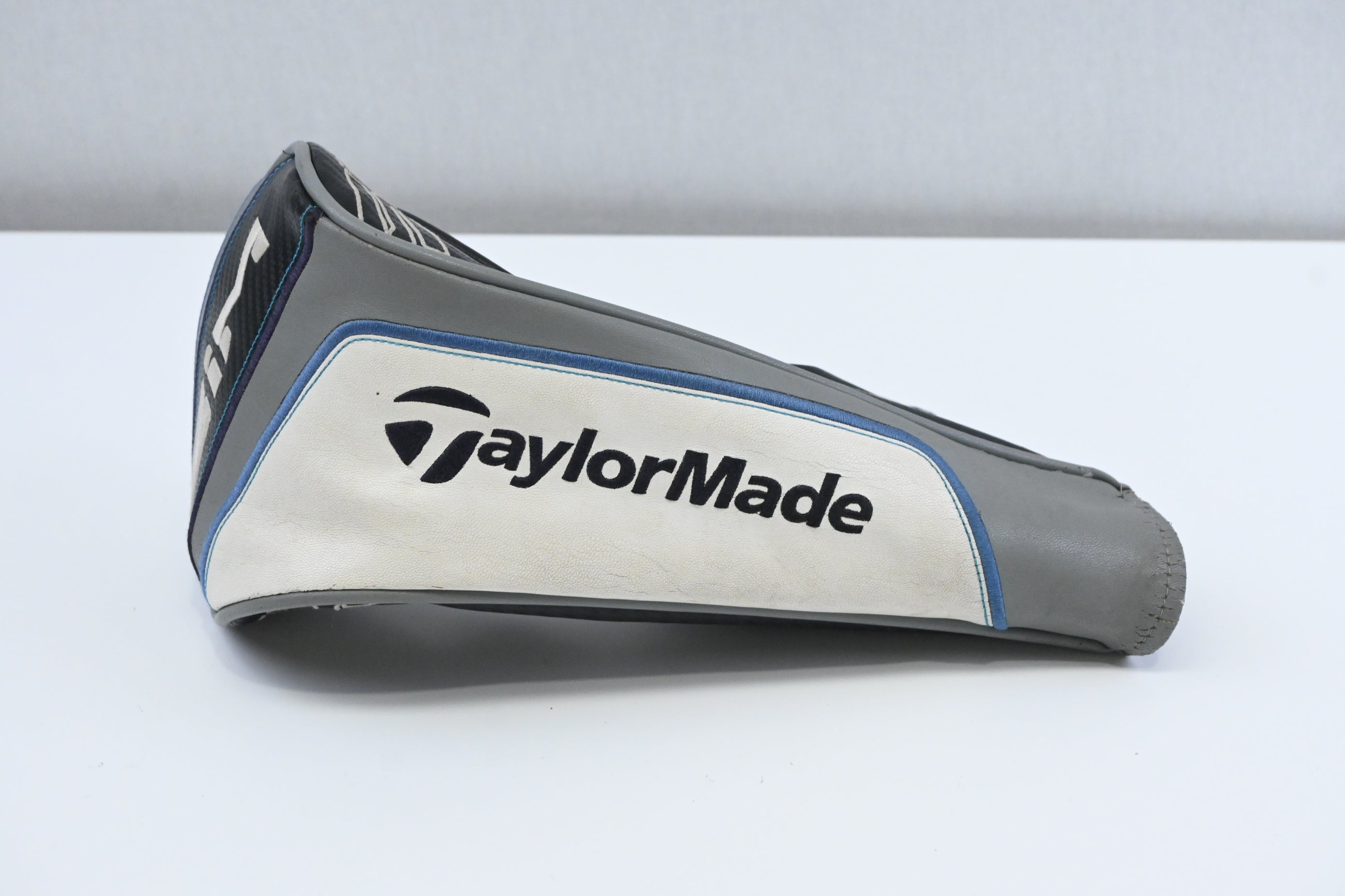 Taylormade SIM Max Driver / 10.5 Degree / Regular Flex Fujikura Ventus Blue 6