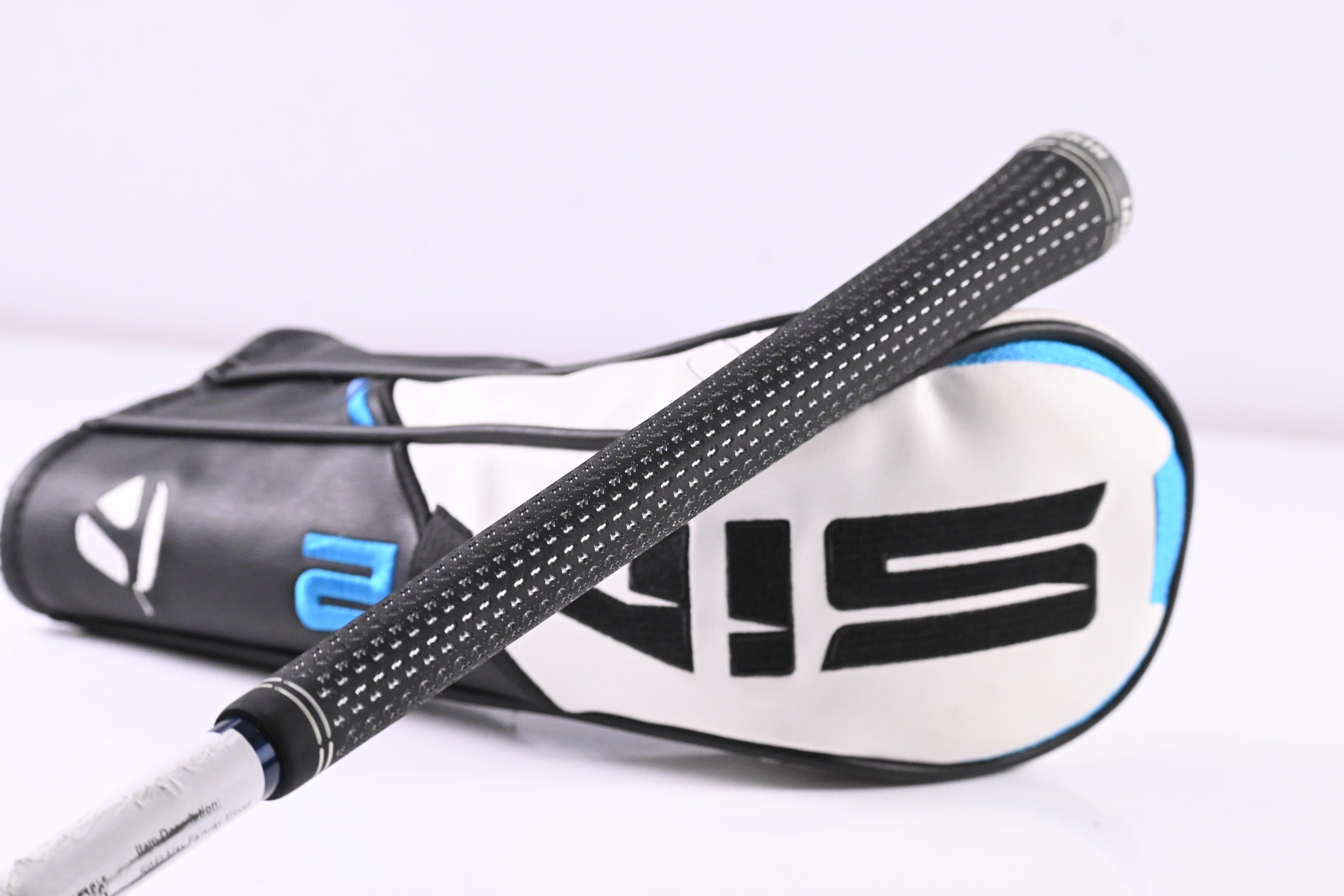 Taylormade SIM2 Max #5 Wood / 18 Degree / Regular Flex Ventus Blue 5 Shaft