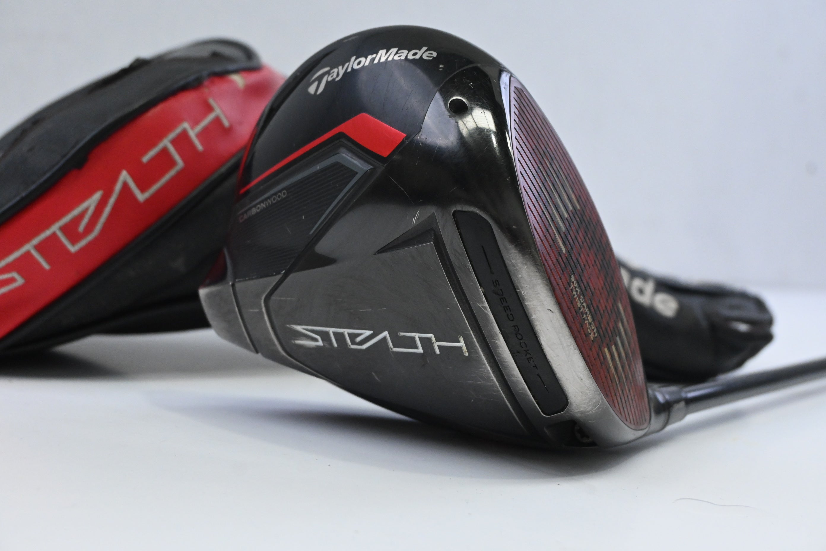 Taylormade Stealth Driver / 10.5 Degree / Regular Flex Fujikura Ventus Red 5