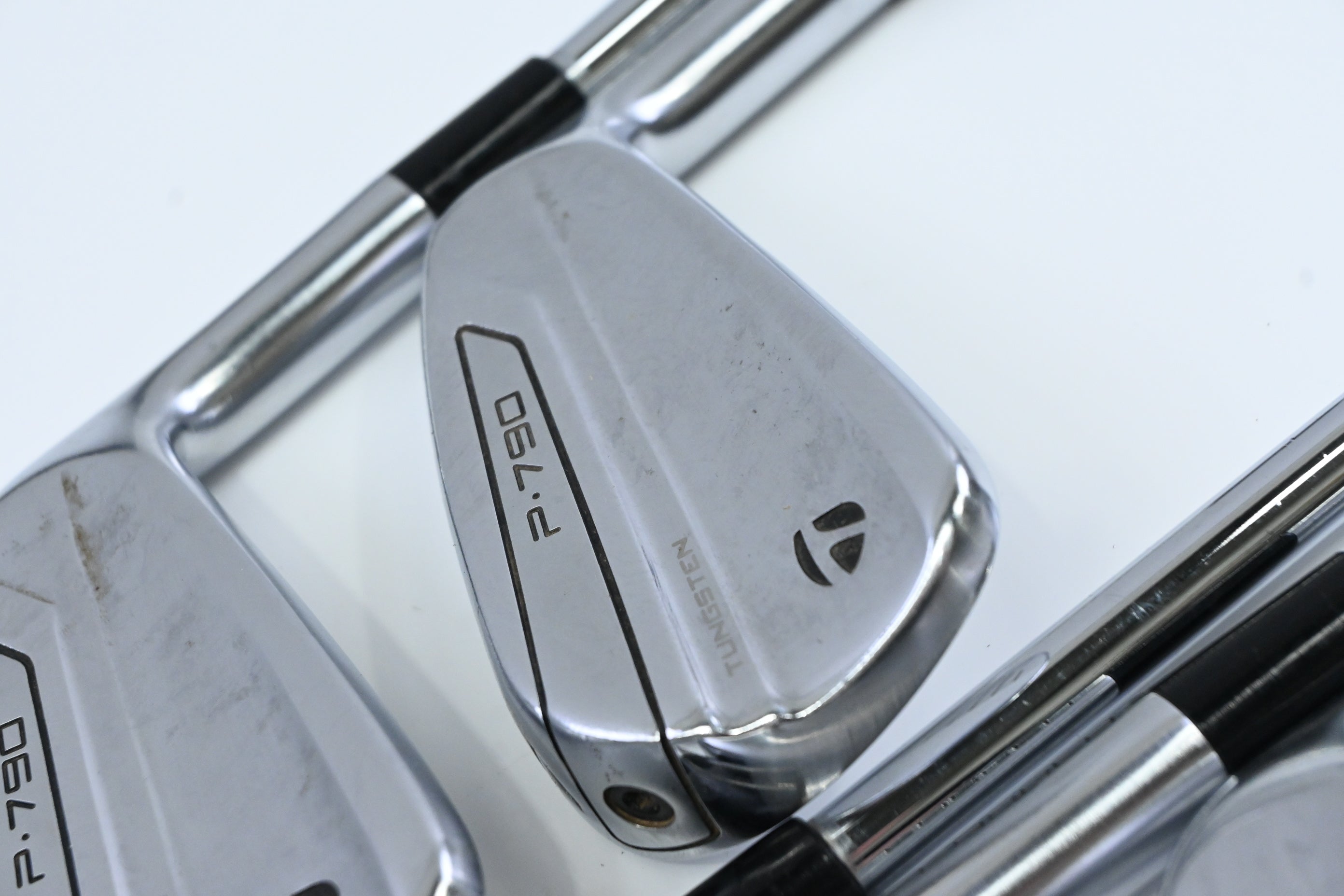 Taylormade P790 2019 Irons / 6-PW / Stiff Flex AMT Red S200 Shafts