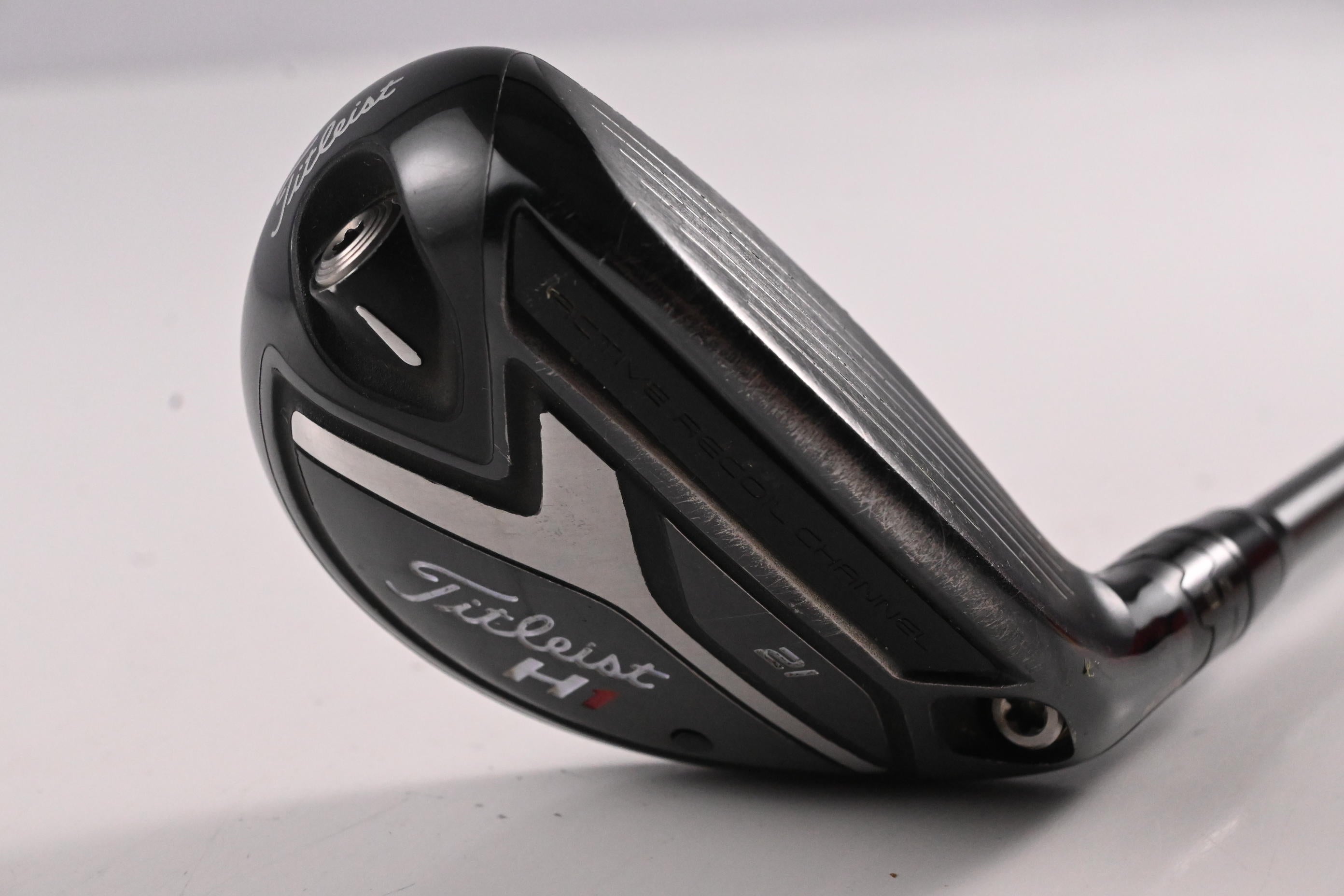 Titleist 818 H1 #3 Hybrid / 21 Degree / Stiff Flex Aldila Rogue Max 85 Shaft