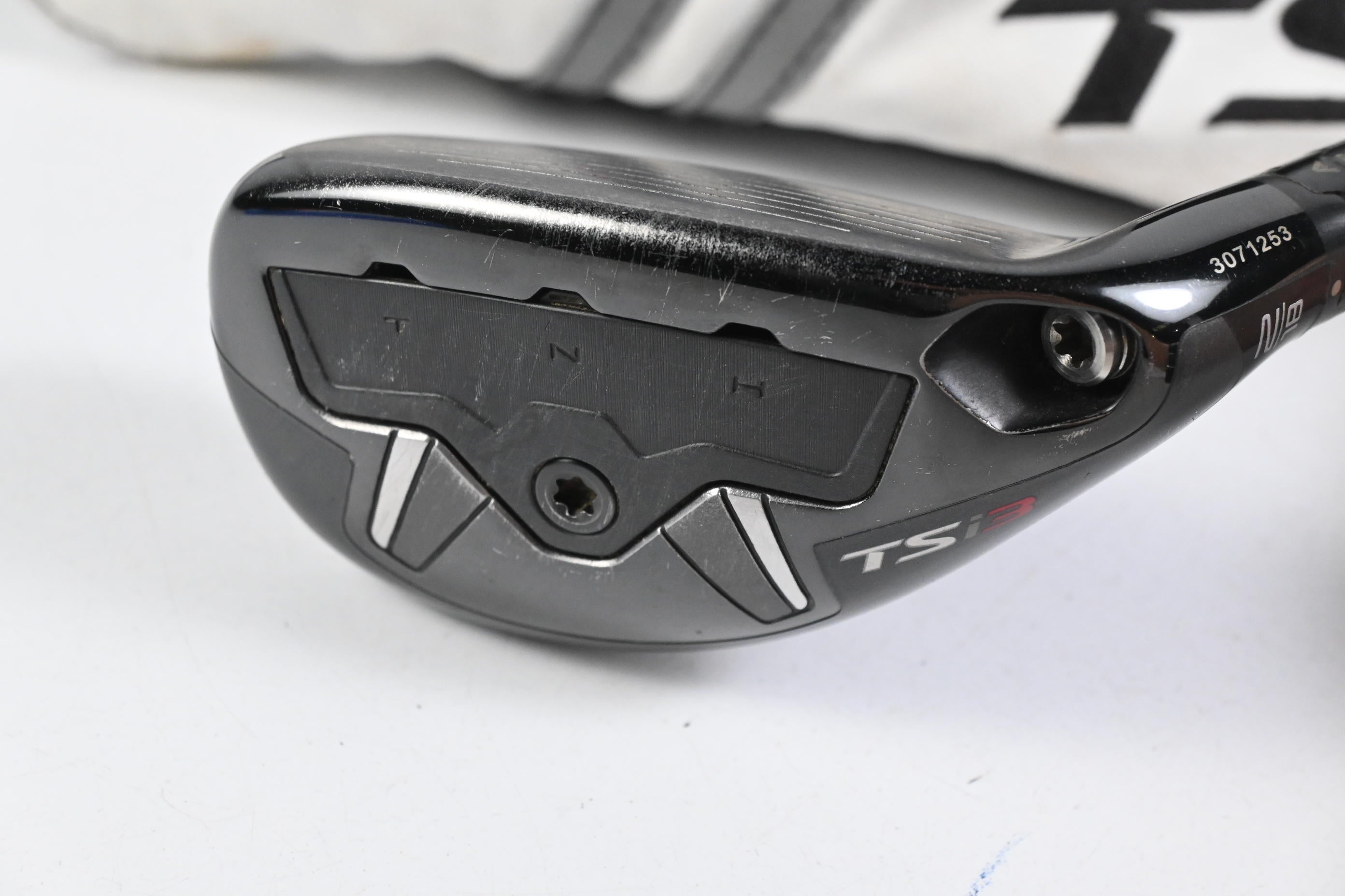 Titleist TSi3 #2 Hybrid / 18 Degree / Regular Flex Tensei CK Red 60 Shaft
