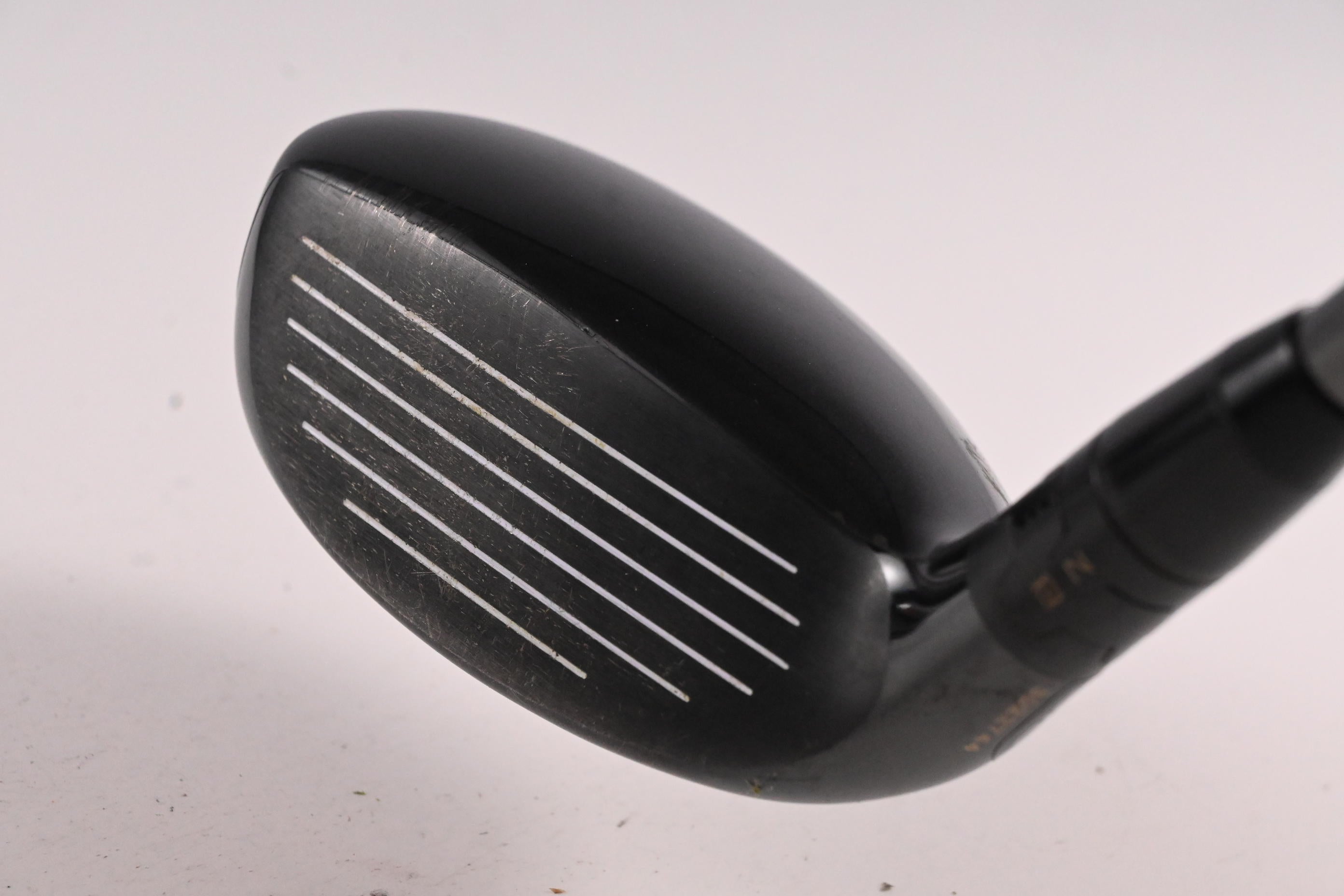 Titleist 818 H1 #3 Hybrid / 21 Degree / Stiff Flex Aldila Rogue Max 85 Shaft
