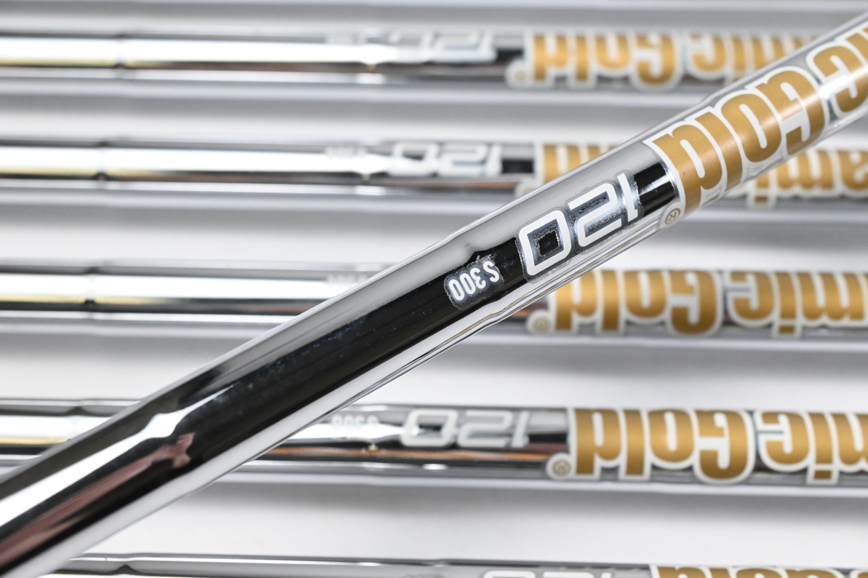 Mizuno MP-20 MMC Irons / 4-PW / Stiff Flex Dynamic Gold S300 120 Shafts