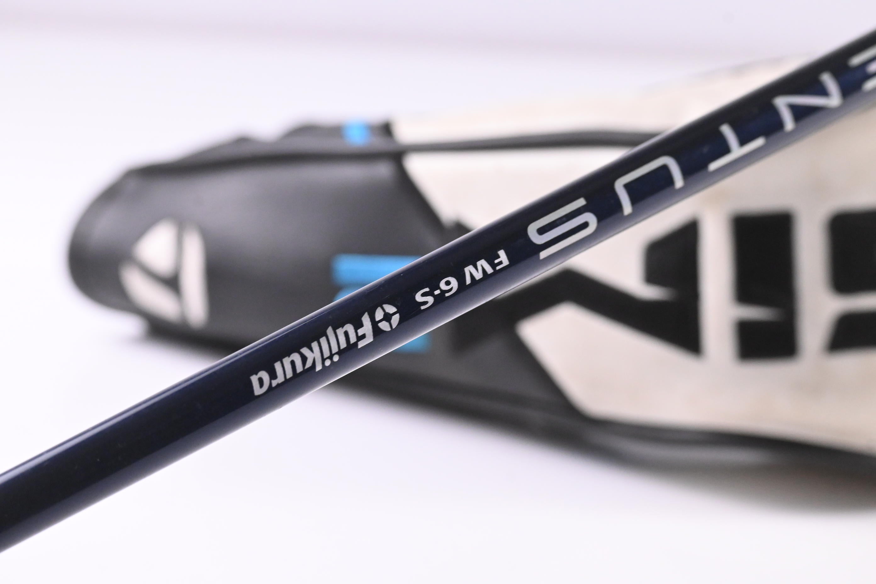 Taylormade SIM2 Max #5 Wood / 18 Degree / Stiff Flex Ventus Blue 6 Shaft