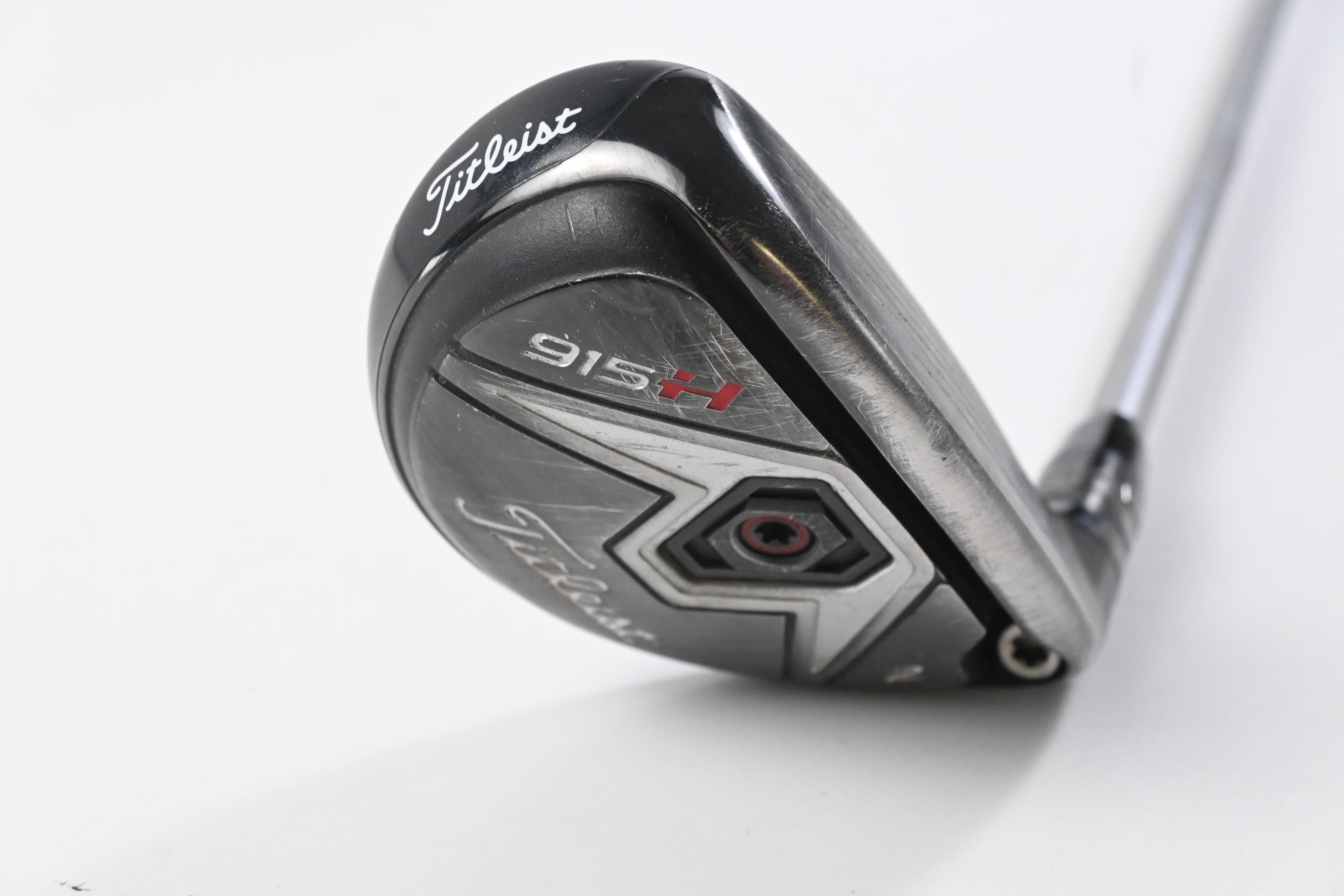 Titleist 915H #2 Hybrid / 18 Degree / Stiff Flex Diamana M+80 Shaft