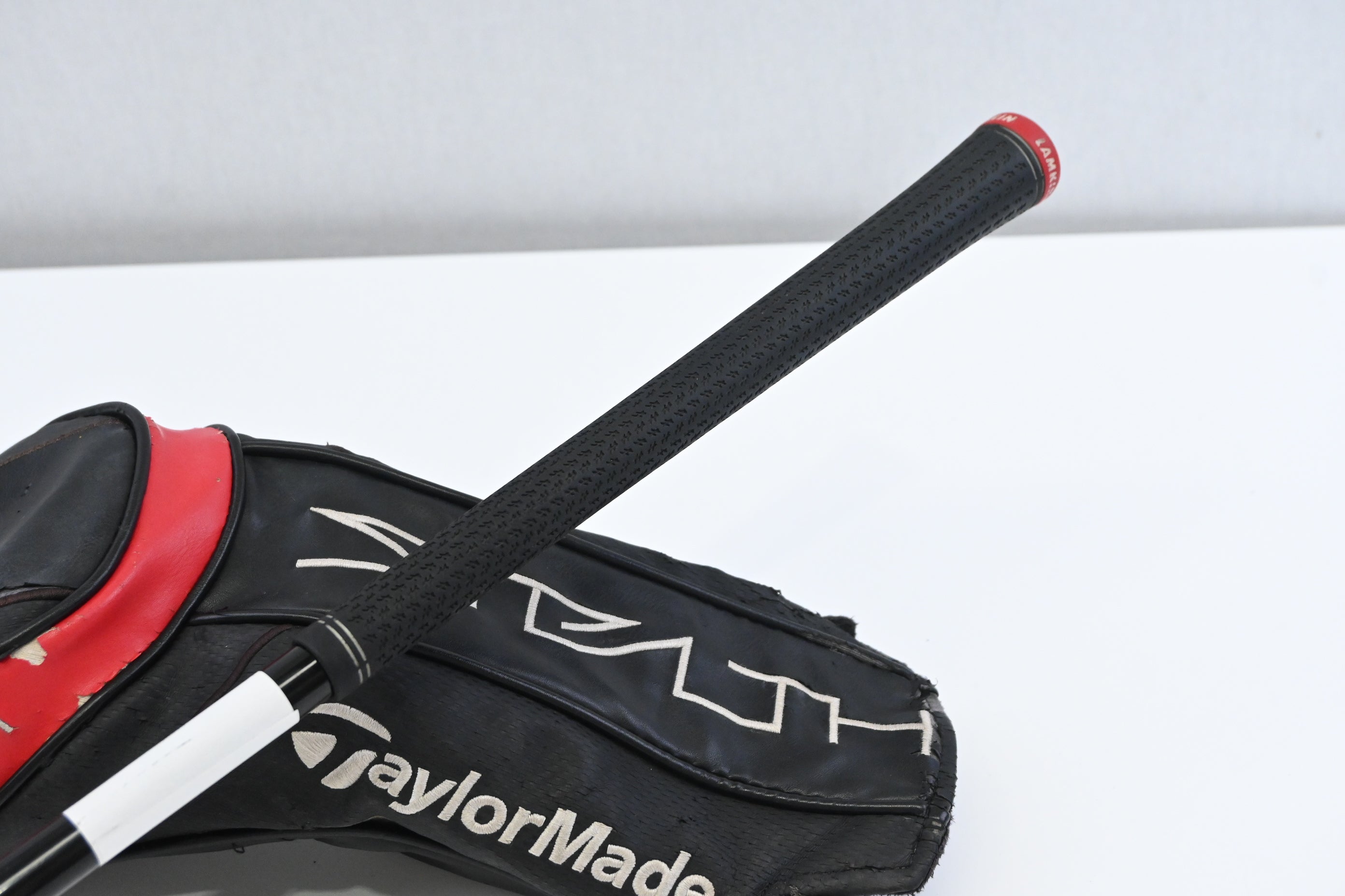 Taylormade Stealth Driver / 10.5 Degree / Regular Flex Fujikura Ventus Red 5