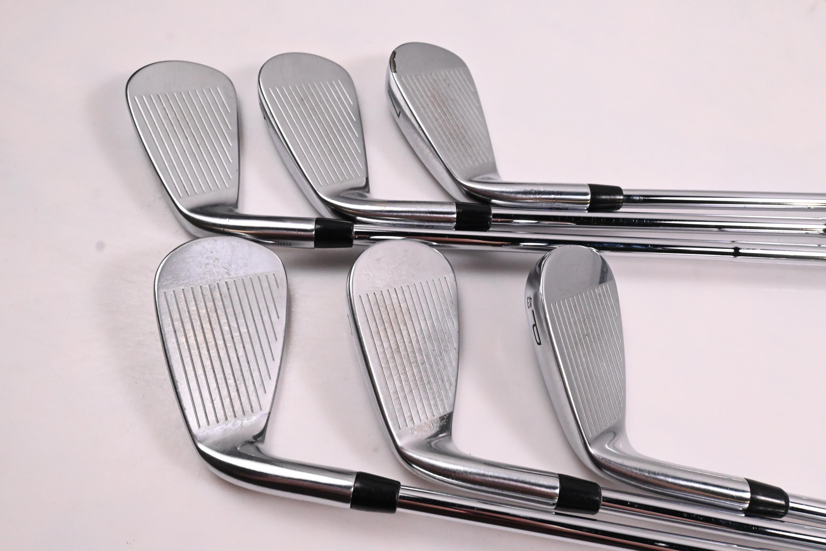 Titleist T350 Irons / 5-PW / Stiff Flex Dynamic Gold Mid 115 S300 Shafts