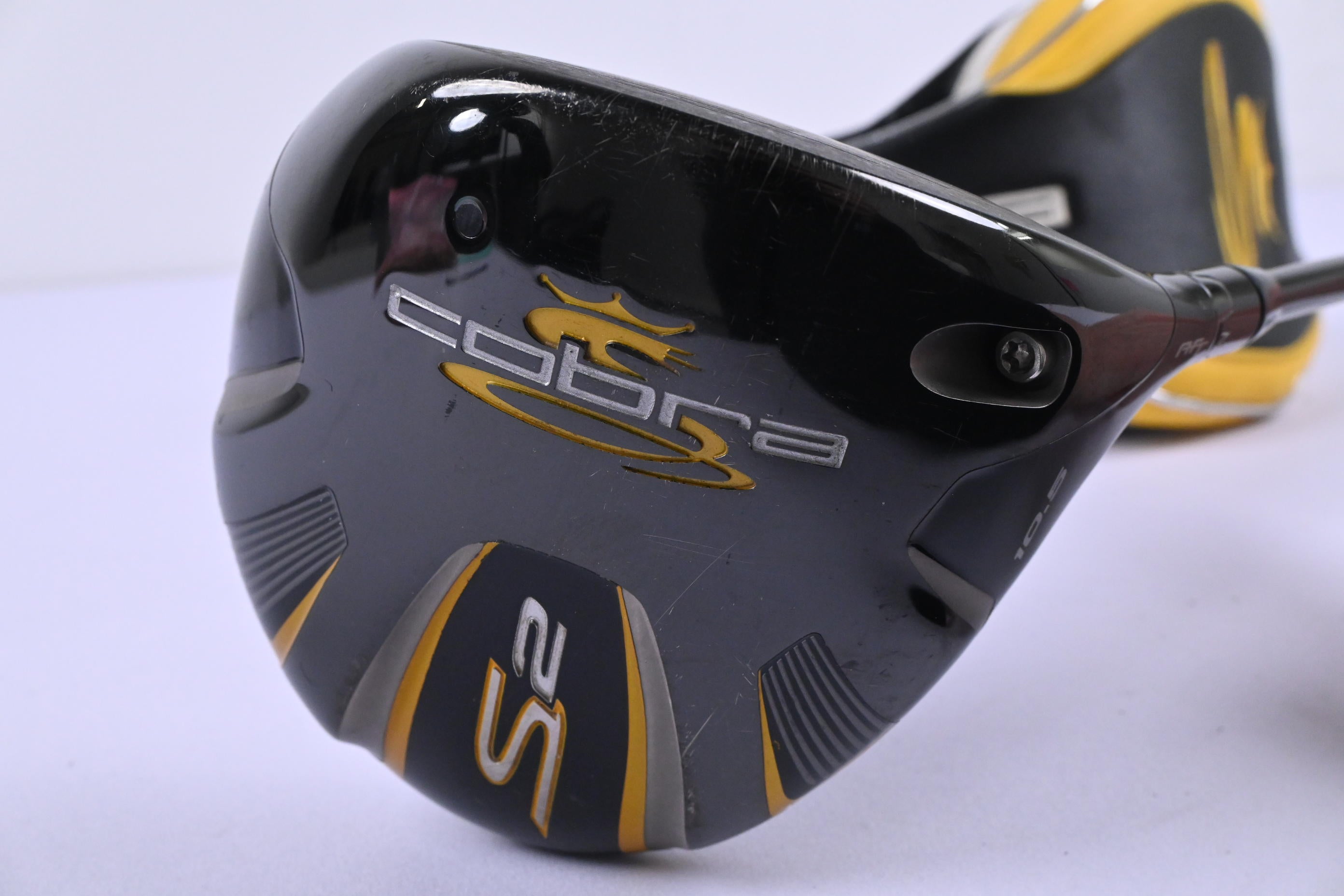 Cobra S2 Driver / 10.5 Degree / Regular Flex Fujikura Fit-On Max 65 Shaft