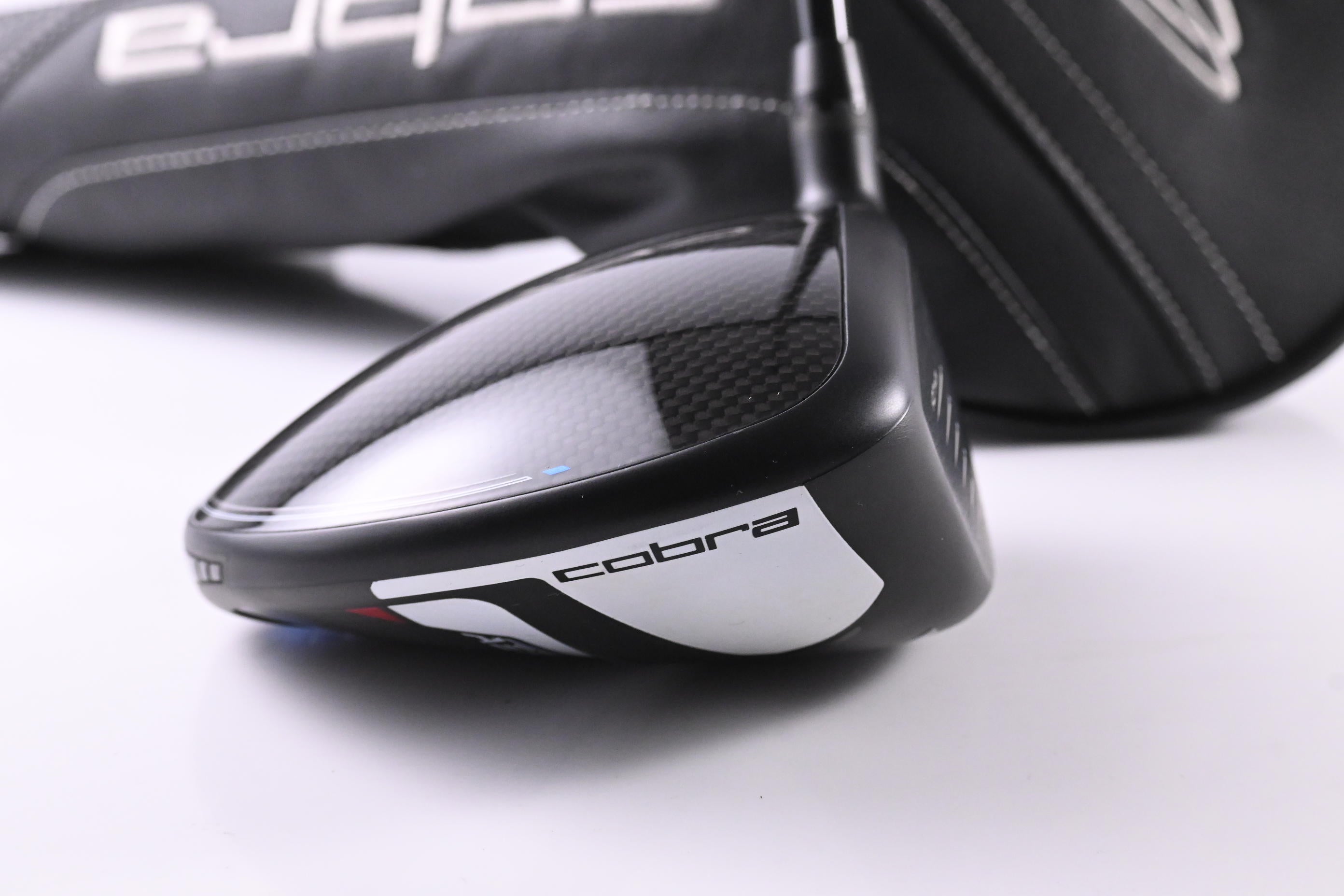 Cobra Aerojet Max Driver / 10.5 Degree / X-Flex Kai'Li White 70 Shaft