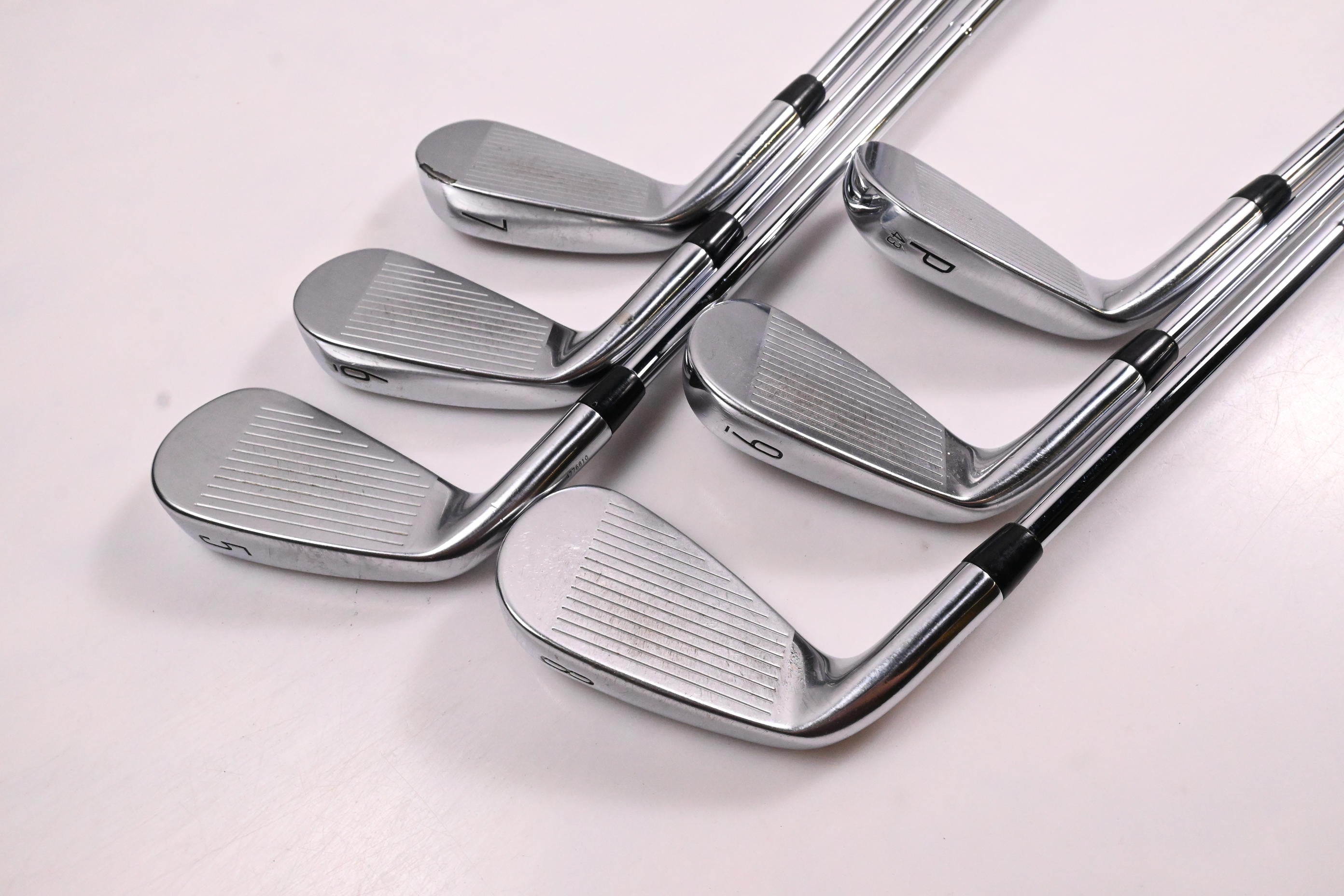 Titleist T350 Irons / 5-PW / Stiff Flex Dynamic Gold Mid 115 S300 Shafts