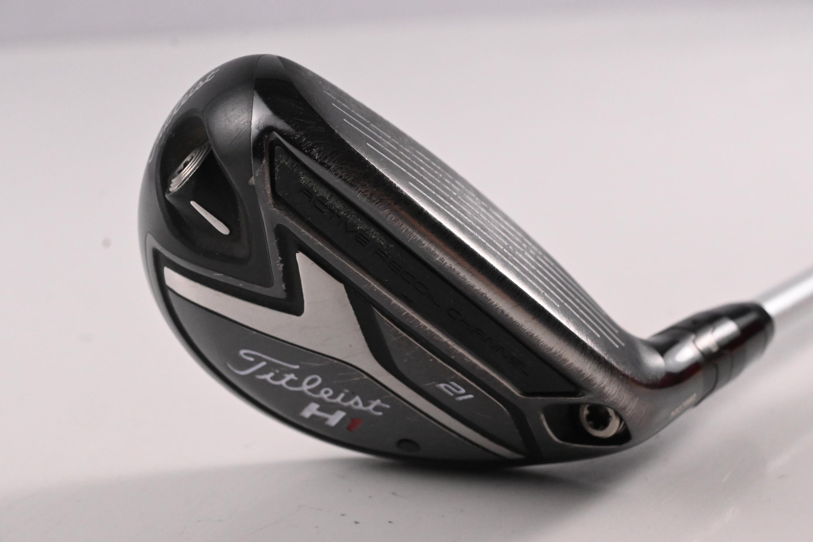 Titleist 818 H1 #3 Hybrid / 21 Degree / Stiff Flex Aldila Rogue White 85 Shaft