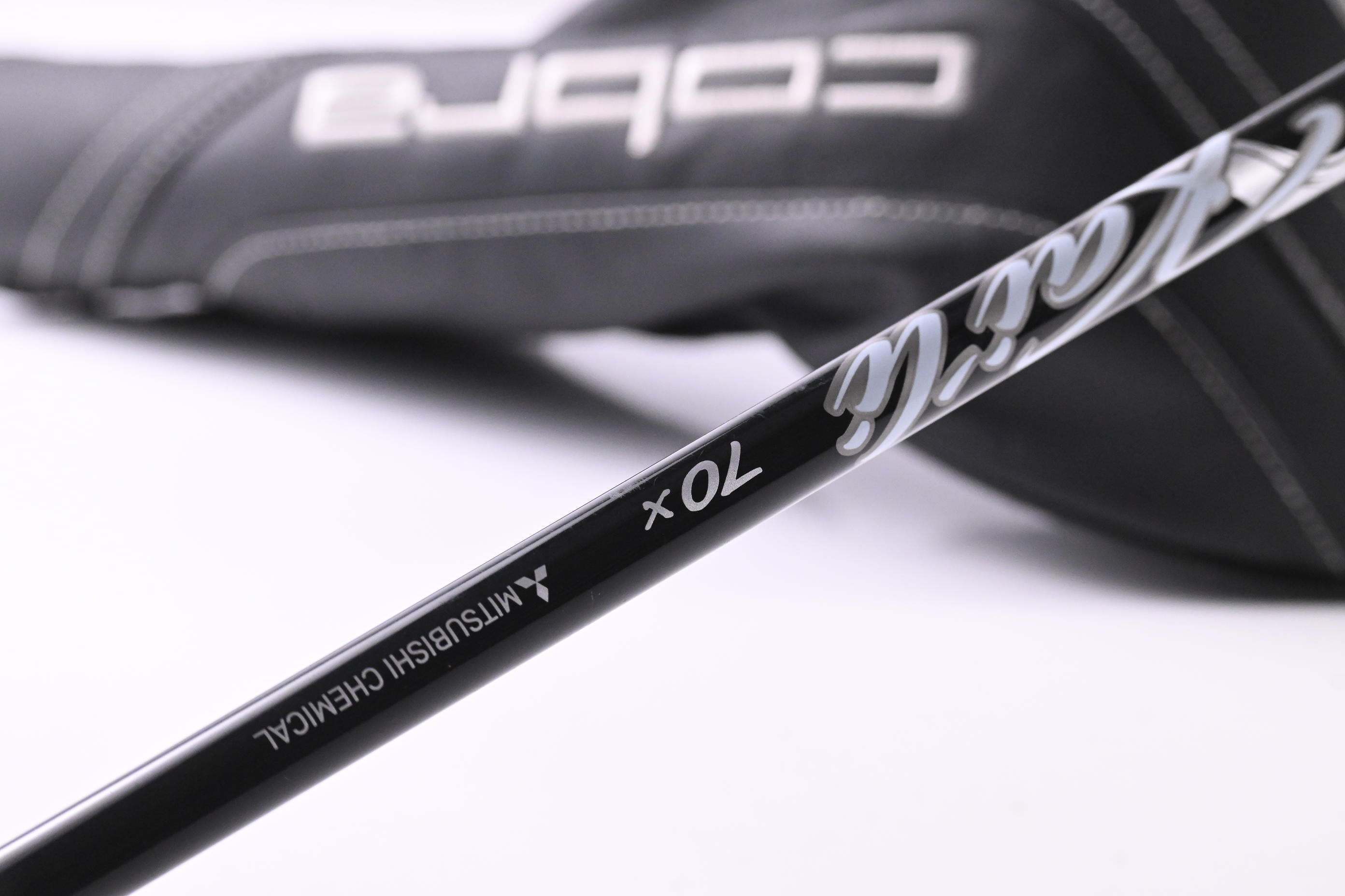Cobra Aerojet Max Driver / 10.5 Degree / X-Flex Kai'Li White 70 Shaft