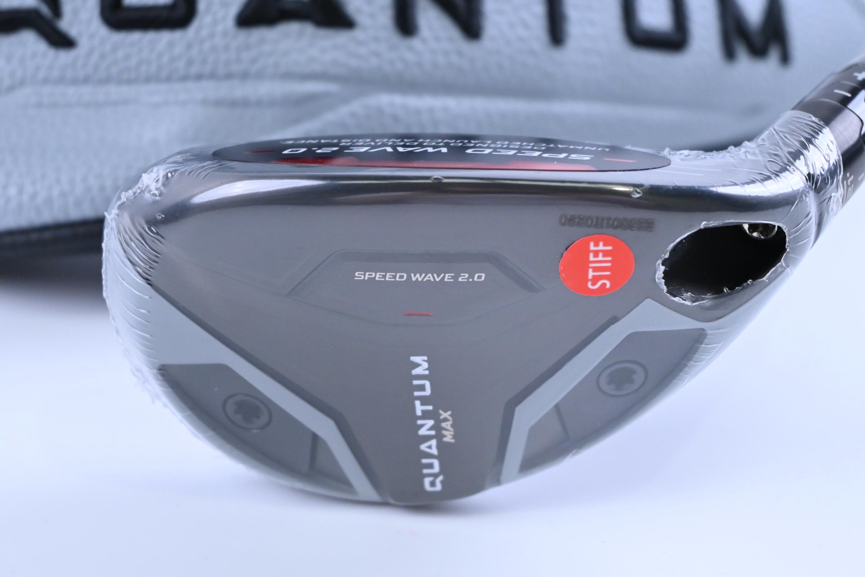 Callaway Quantum Max #4 Hybrid / 21 Degree / Stiff Flex Denali Frost Silver 70