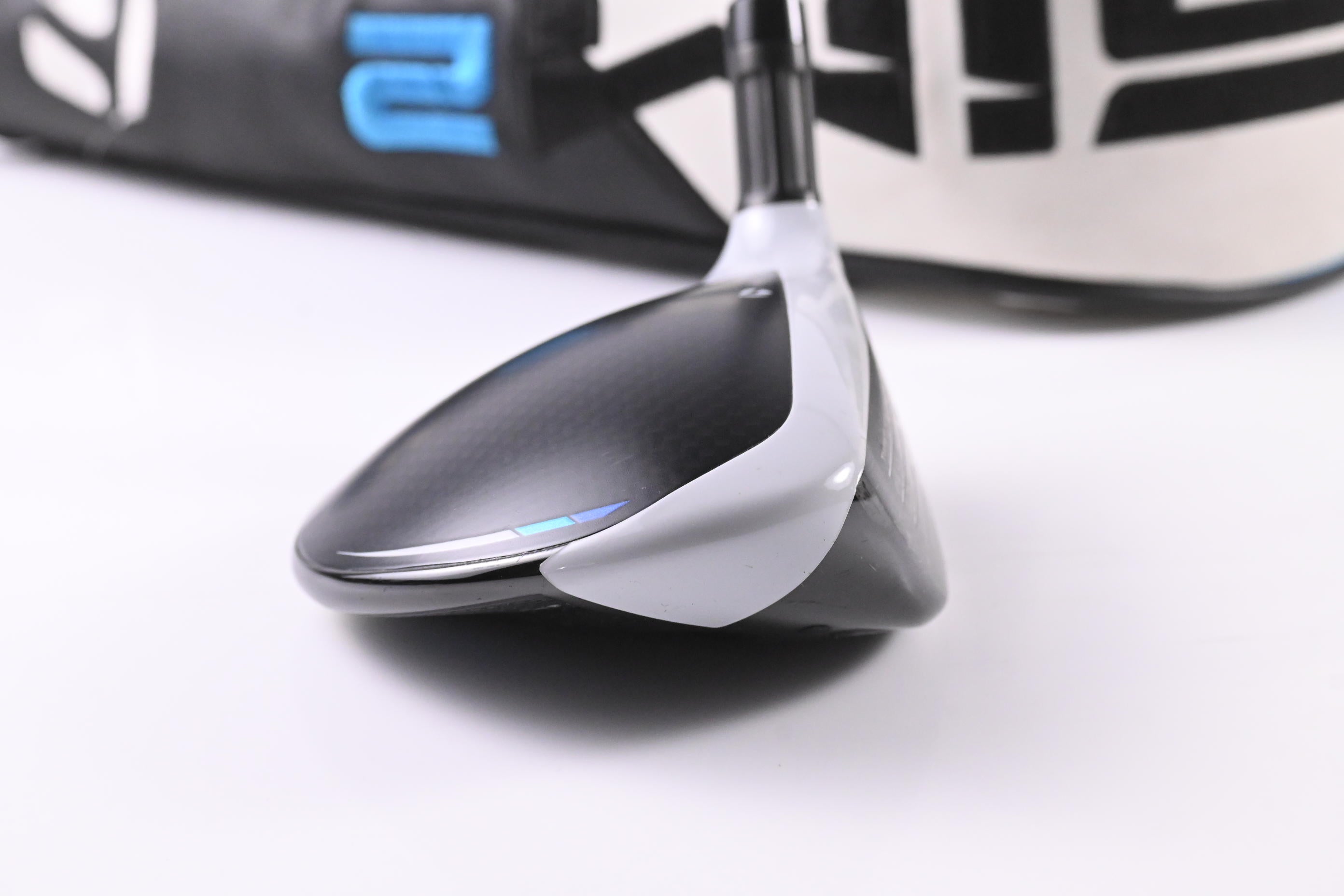 Taylormade SIM2 Max #5 Wood / 18 Degree / Regular Flex Ventus Blue 5 Shaft