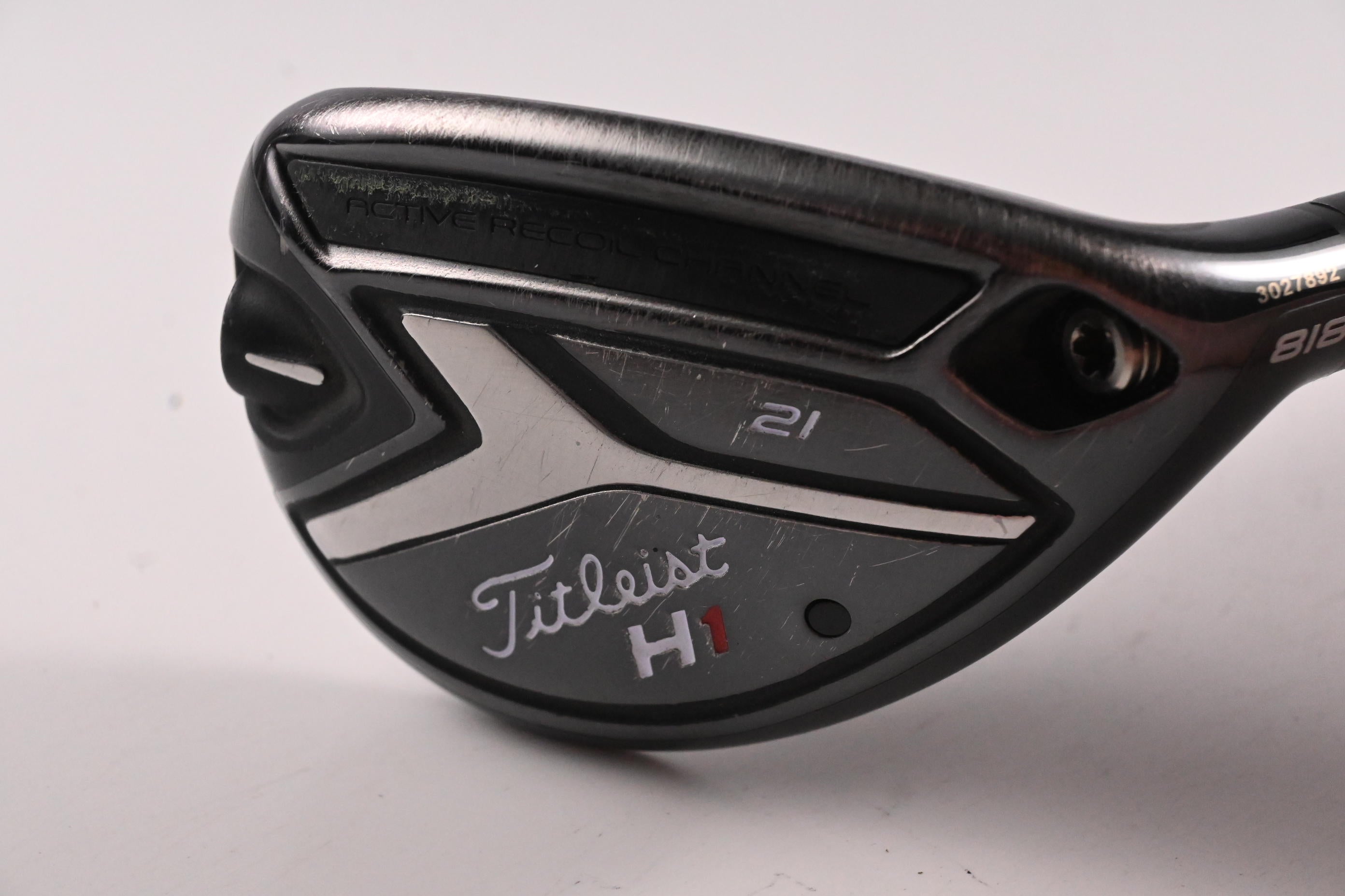 Titleist 818 H1 #3 Hybrid / 21 Degree / Stiff Flex Aldila Rogue White 85 Shaft