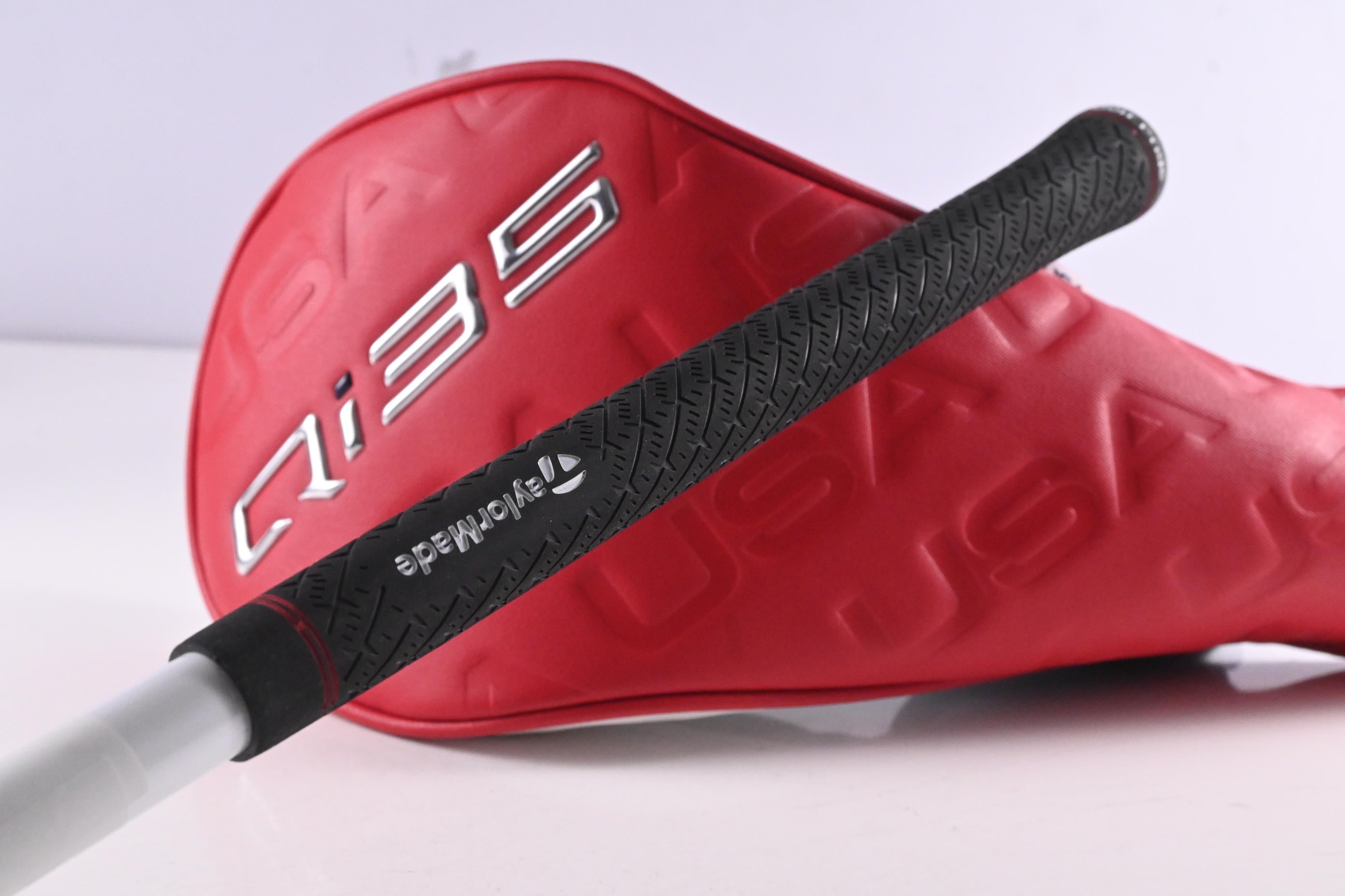 Taylormade Qi35 USA Driver / 10.5 Degree / Stiff Flex Fujikura Air Speeder 50