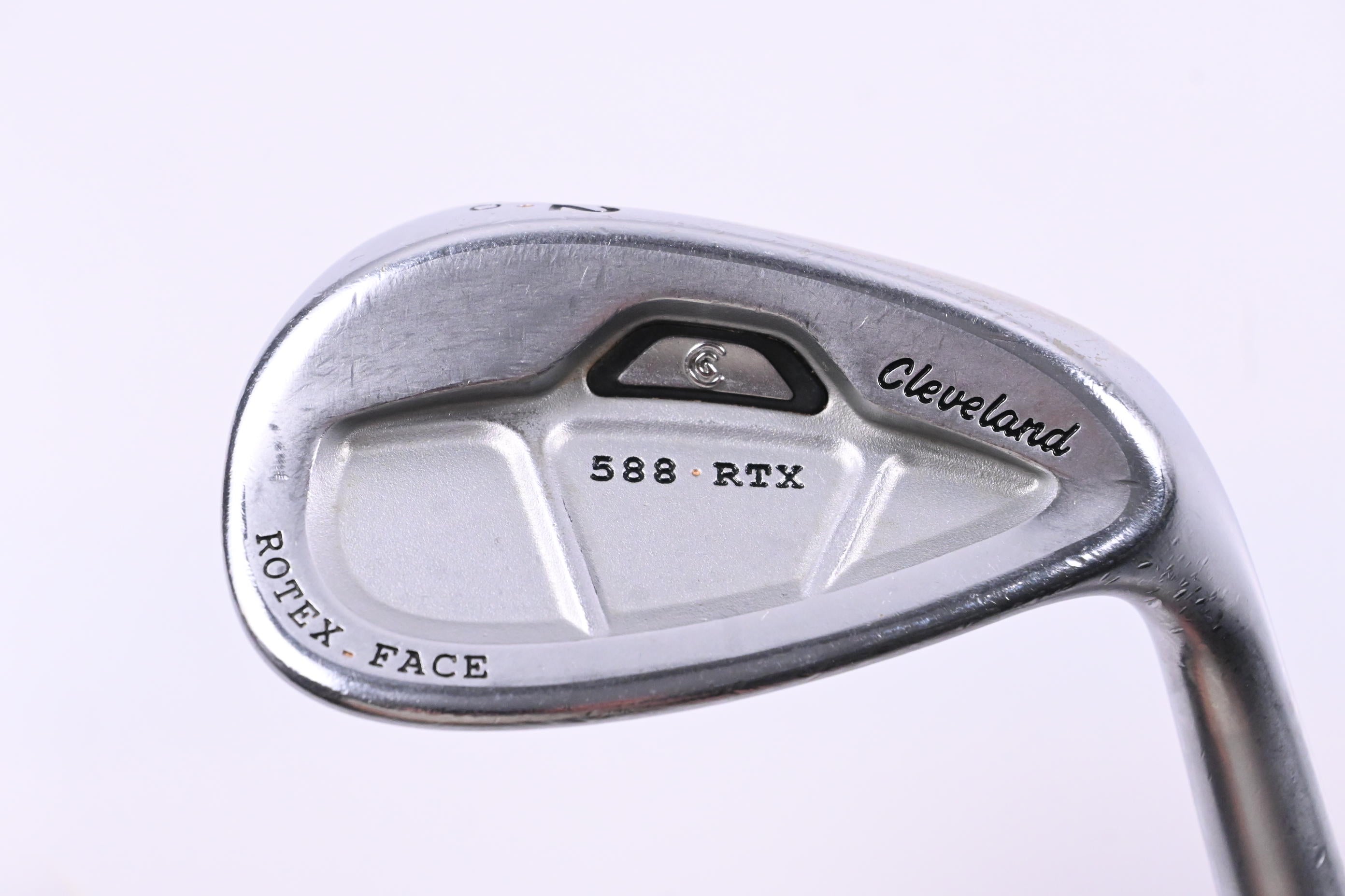 Cleveland 588 RTX Gap Wedge / 52 Degree / Wedge Flex Dynamic Gold Shaft