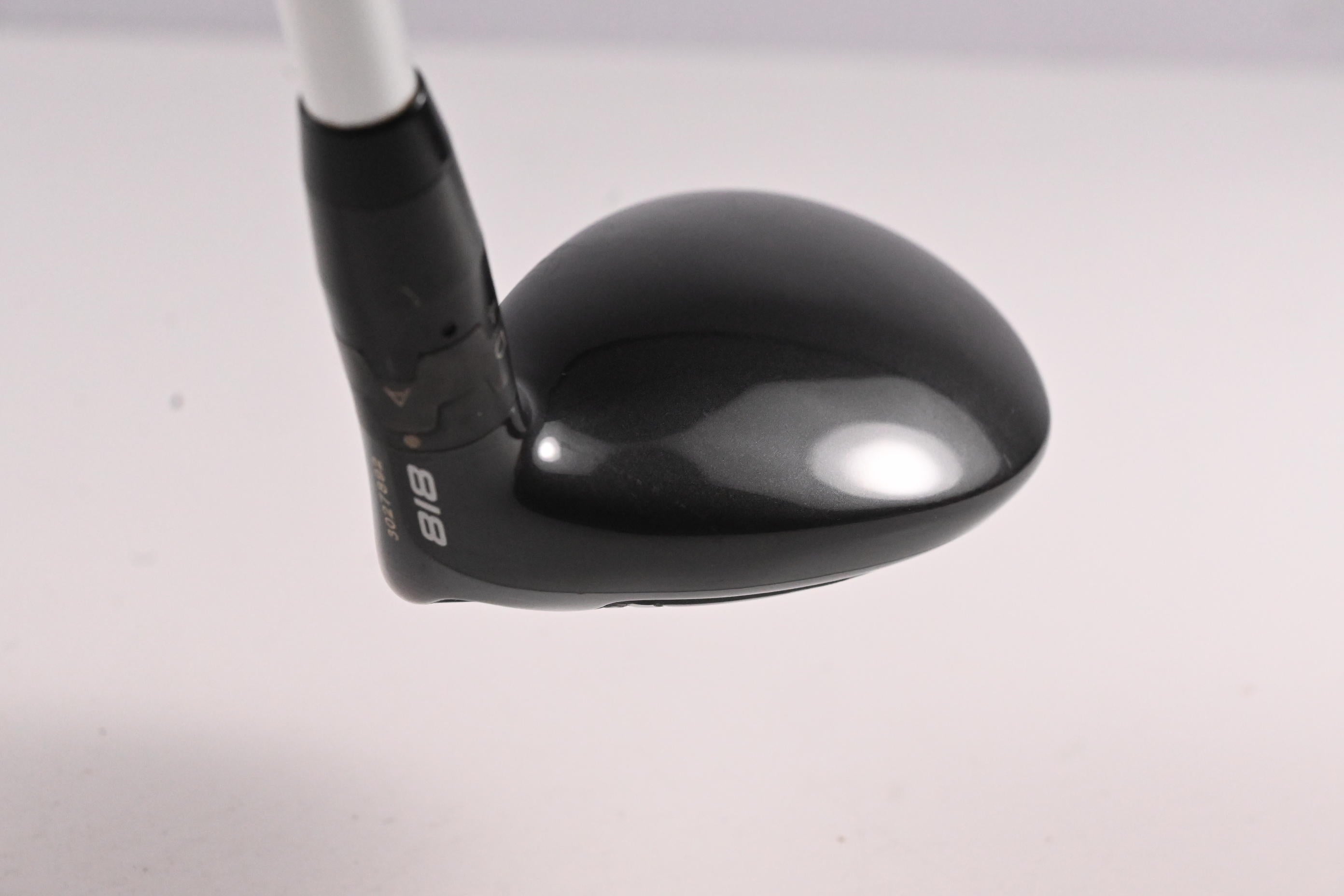 Titleist 818 H1 #3 Hybrid / 21 Degree / Stiff Flex Aldila Rogue White 85 Shaft
