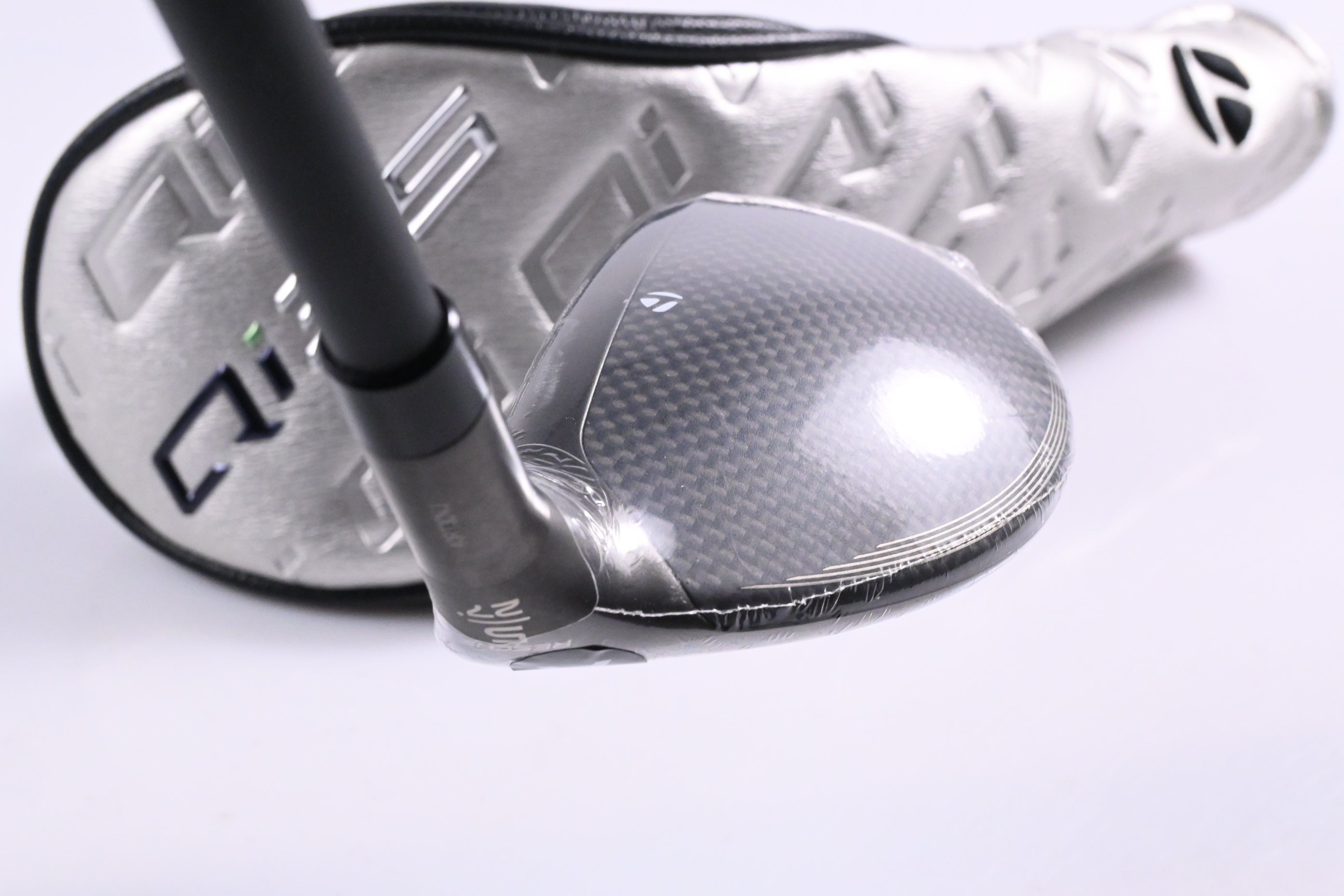 Taylormade Qi35 Max Lite #5 Hybrid / 27 Degree / Senior Flex Vanquish 5 Shaft