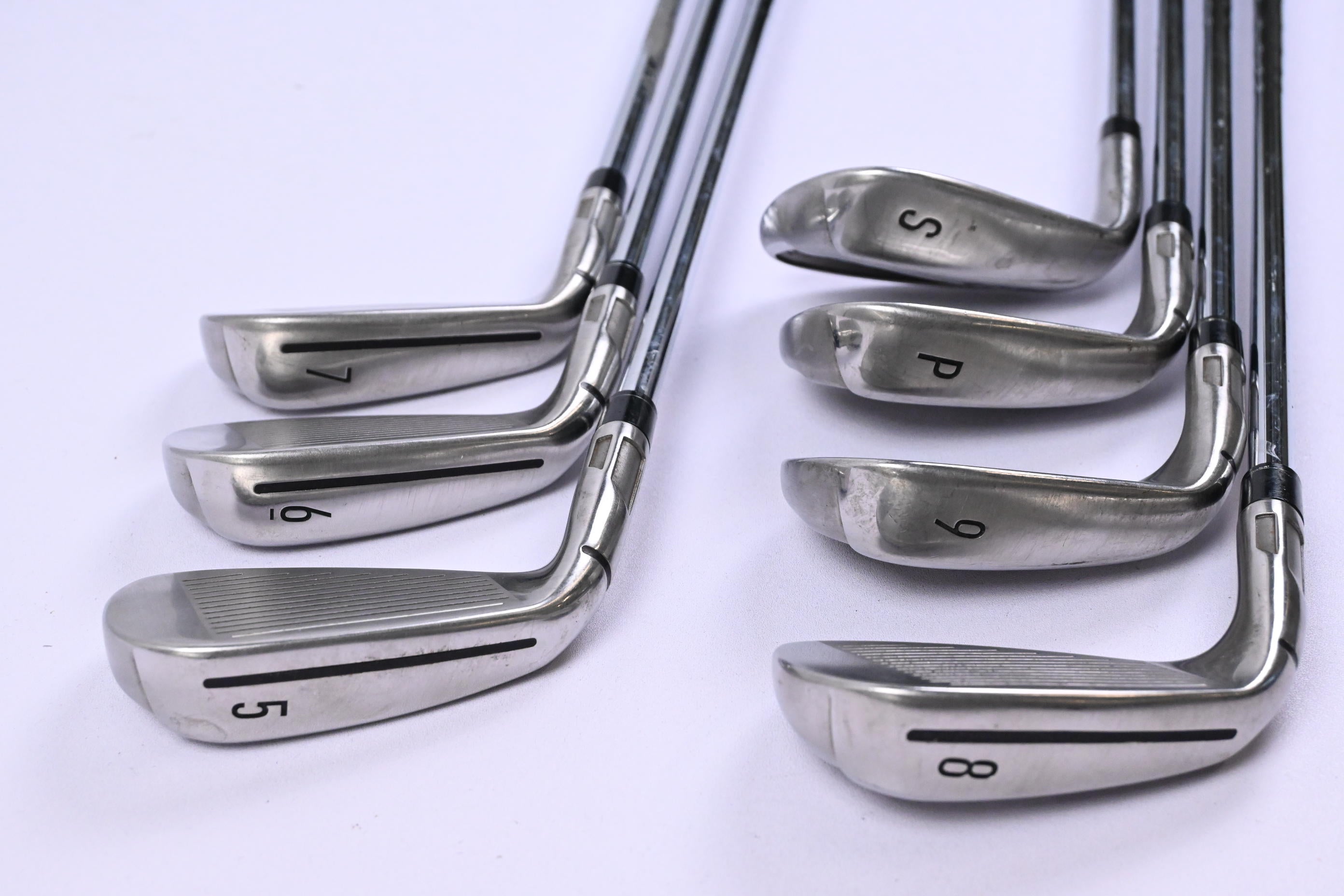 Taylormade SIM2 Max Irons / 4-SW / Regular Flex KBS MAX MT 85 Shafts
