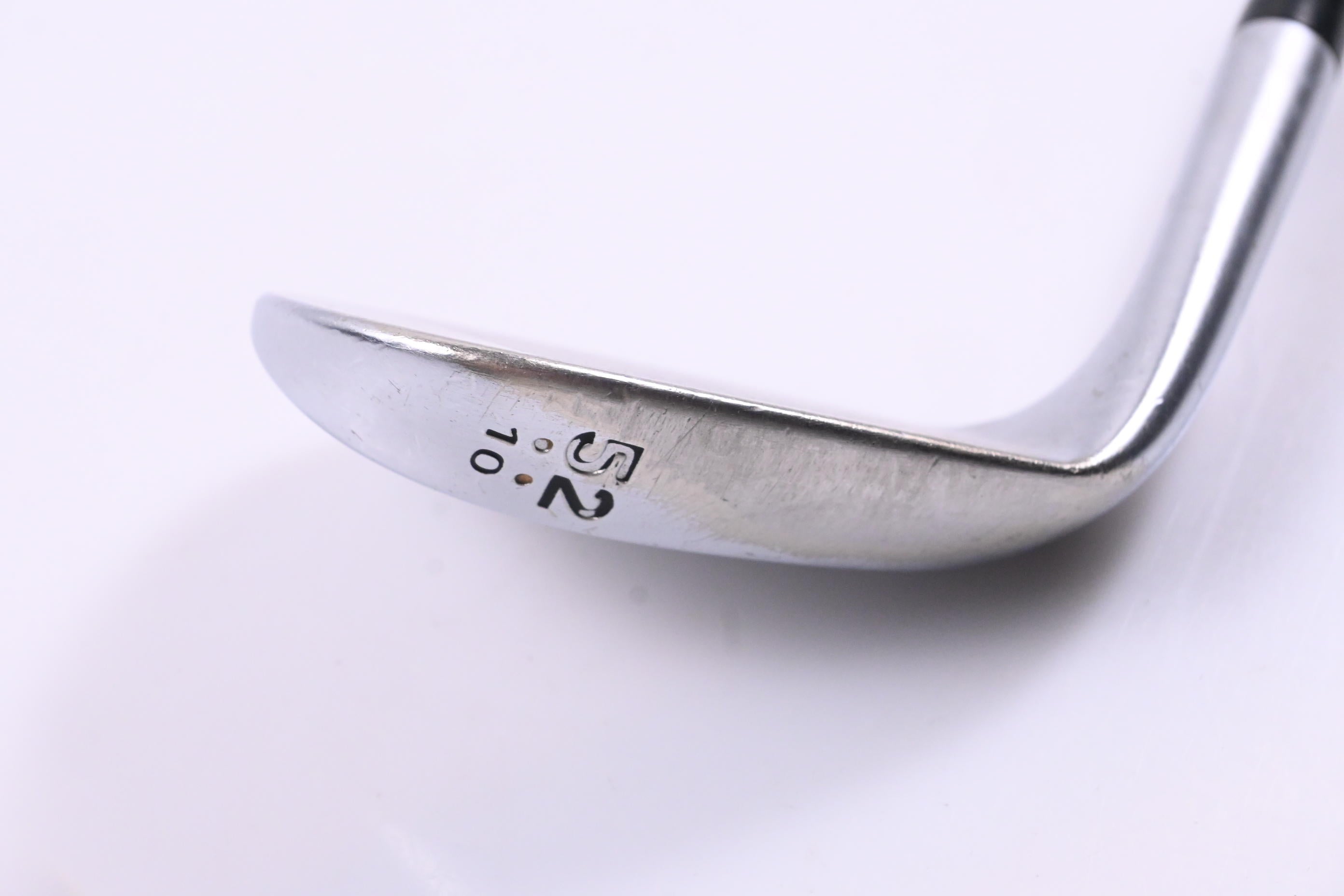 Cleveland 588 RTX Gap Wedge / 52 Degree / Wedge Flex Dynamic Gold Shaft
