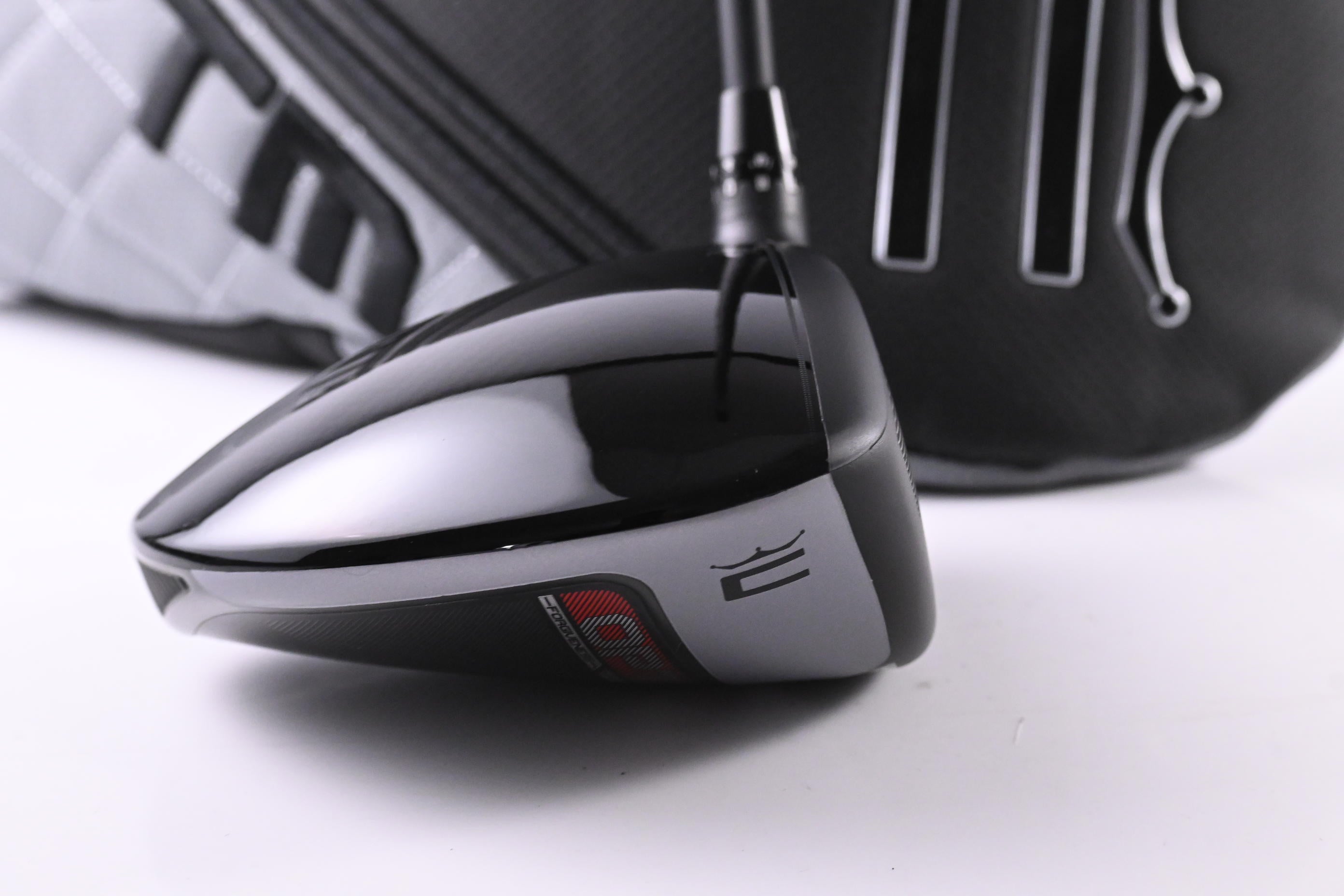 Cobra OPTM MAX-D Driver / 10.5 Degree / Regular Flex Kai'Li Dark Waves Red 50