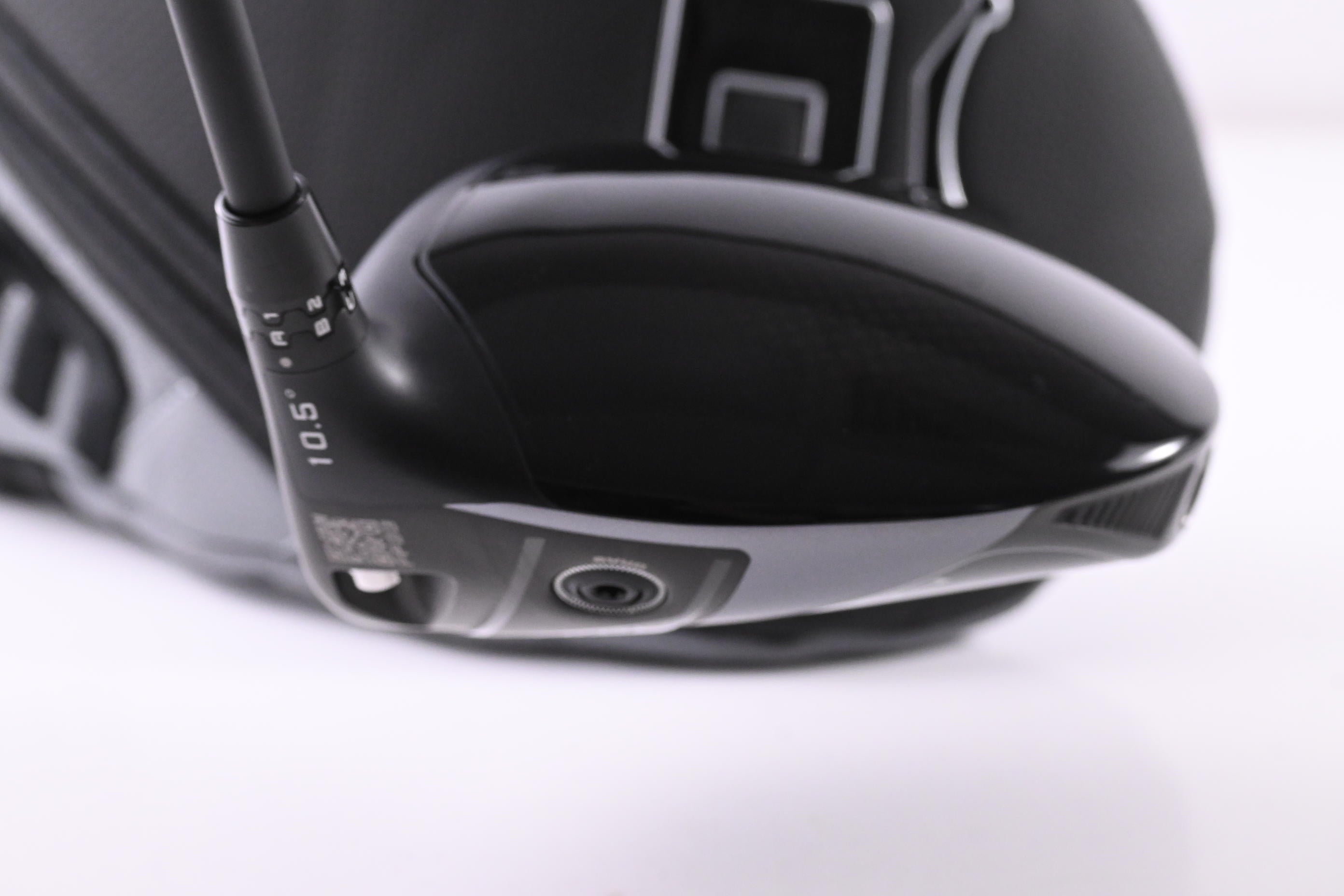 Cobra OPTM MAX-D Driver / 10.5 Degree / Regular Flex Kai'Li Dark Waves Red 50