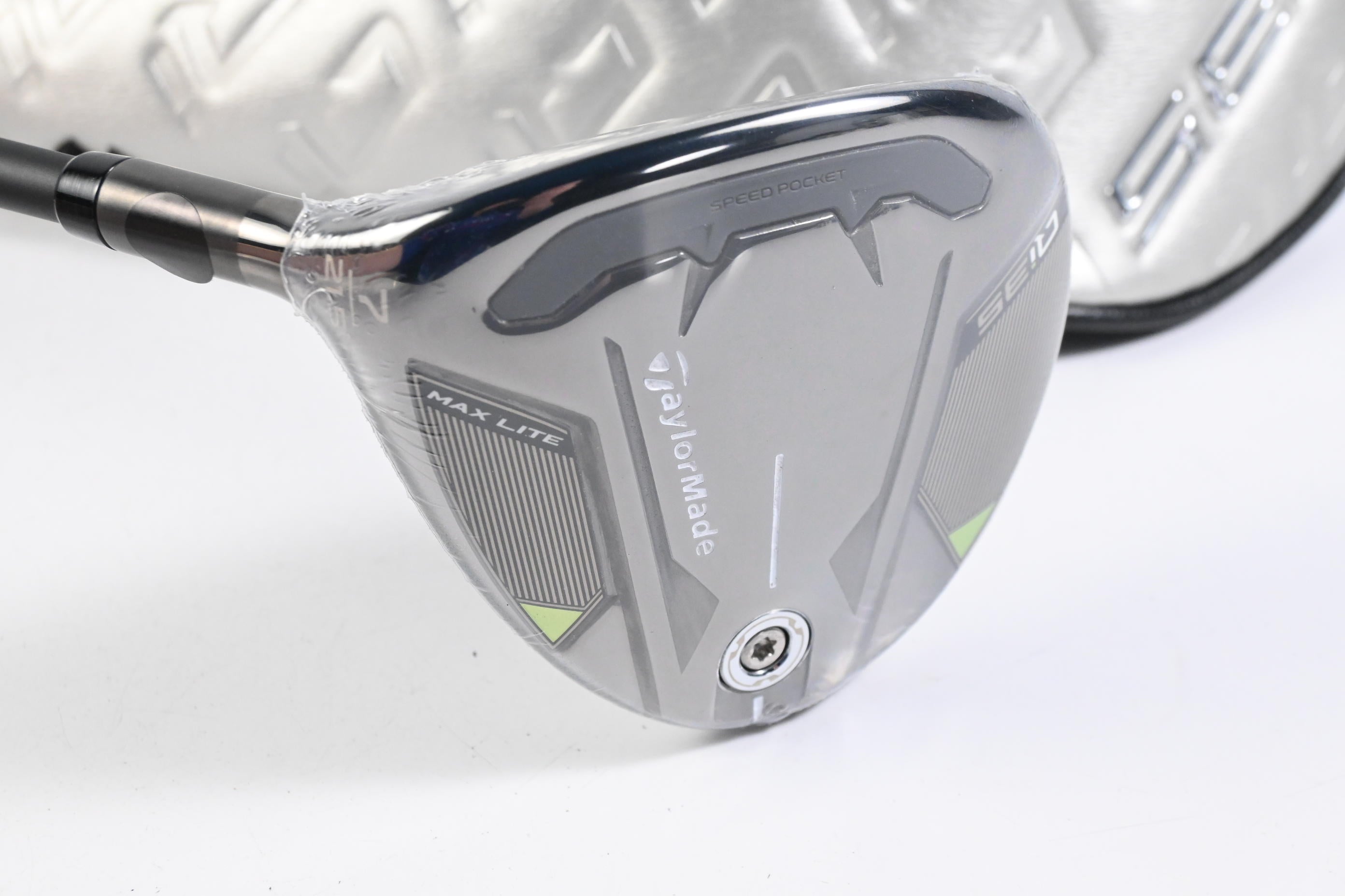 Left Hand Taylormade Qi35 Max Lite #7 Wood / 21.5 Degree / Regular Flex Vanquish