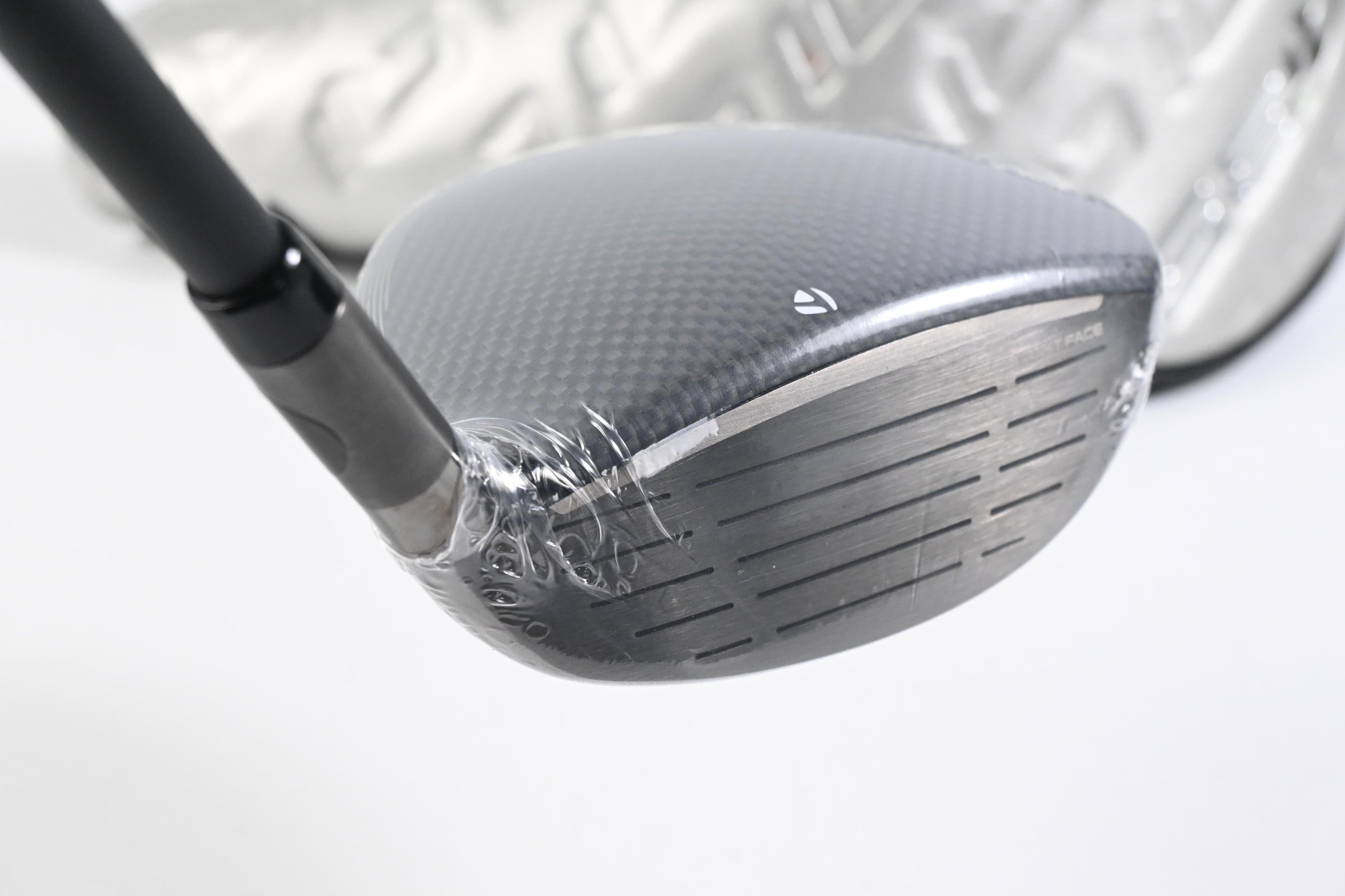 Left Hand Taylormade Qi35 Max Lite #7 Wood / 21.5 Degree / Regular Flex Vanquish