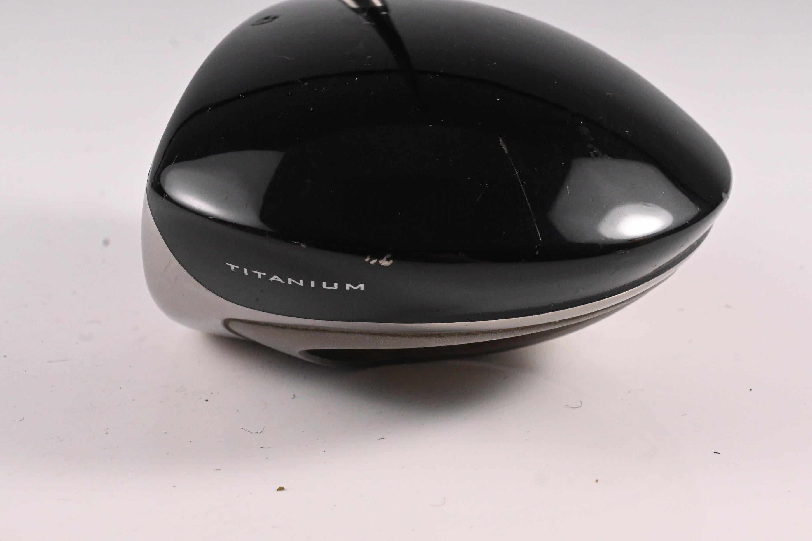 Left Hand Taylormade R7 Draw Driver / 10.5 Degree / Regular Flex REAX 55 Shaft