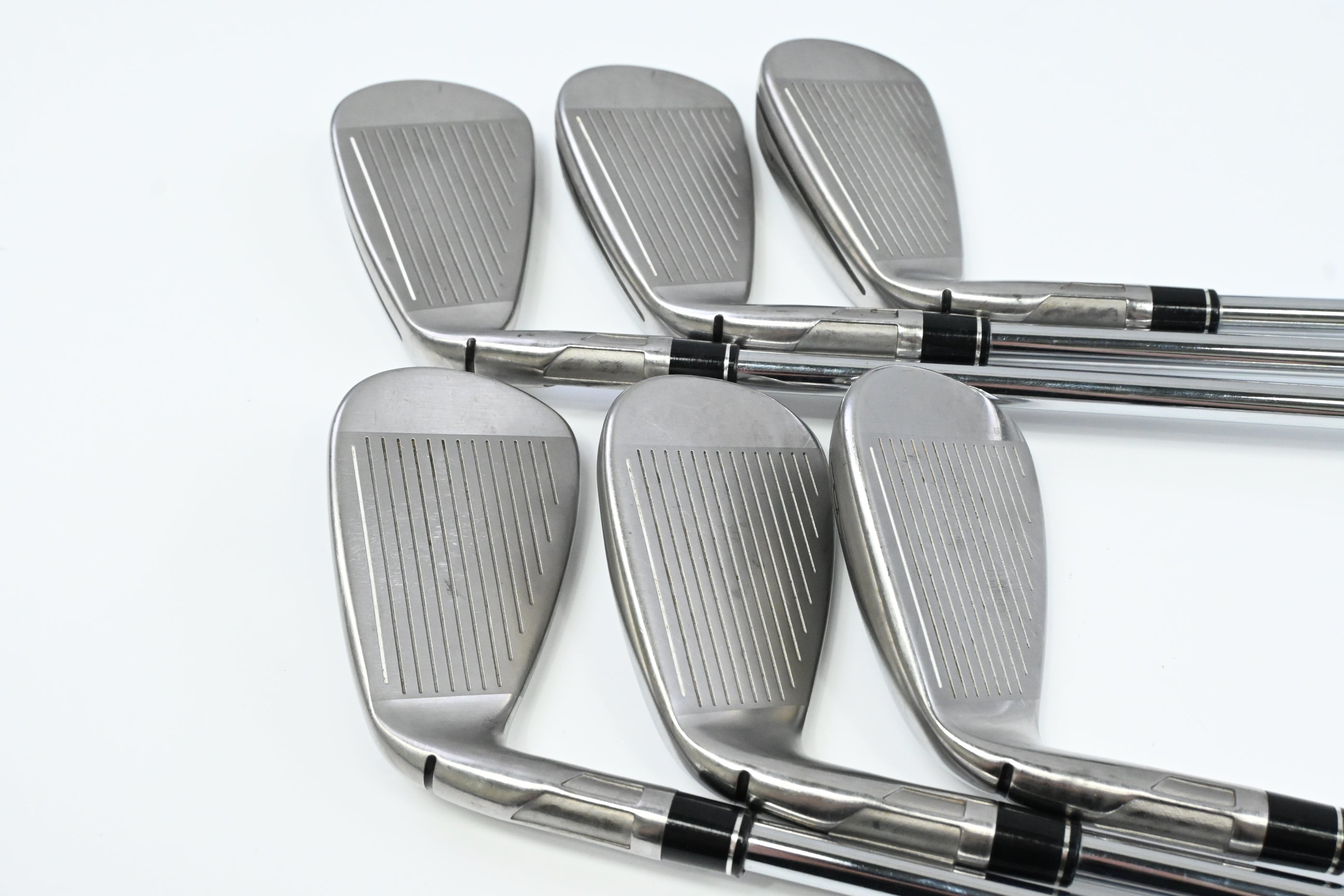 Taylormade SIM2 Max Irons / 5-PW / Stiff Flex KBS Max MT 85 Shafts