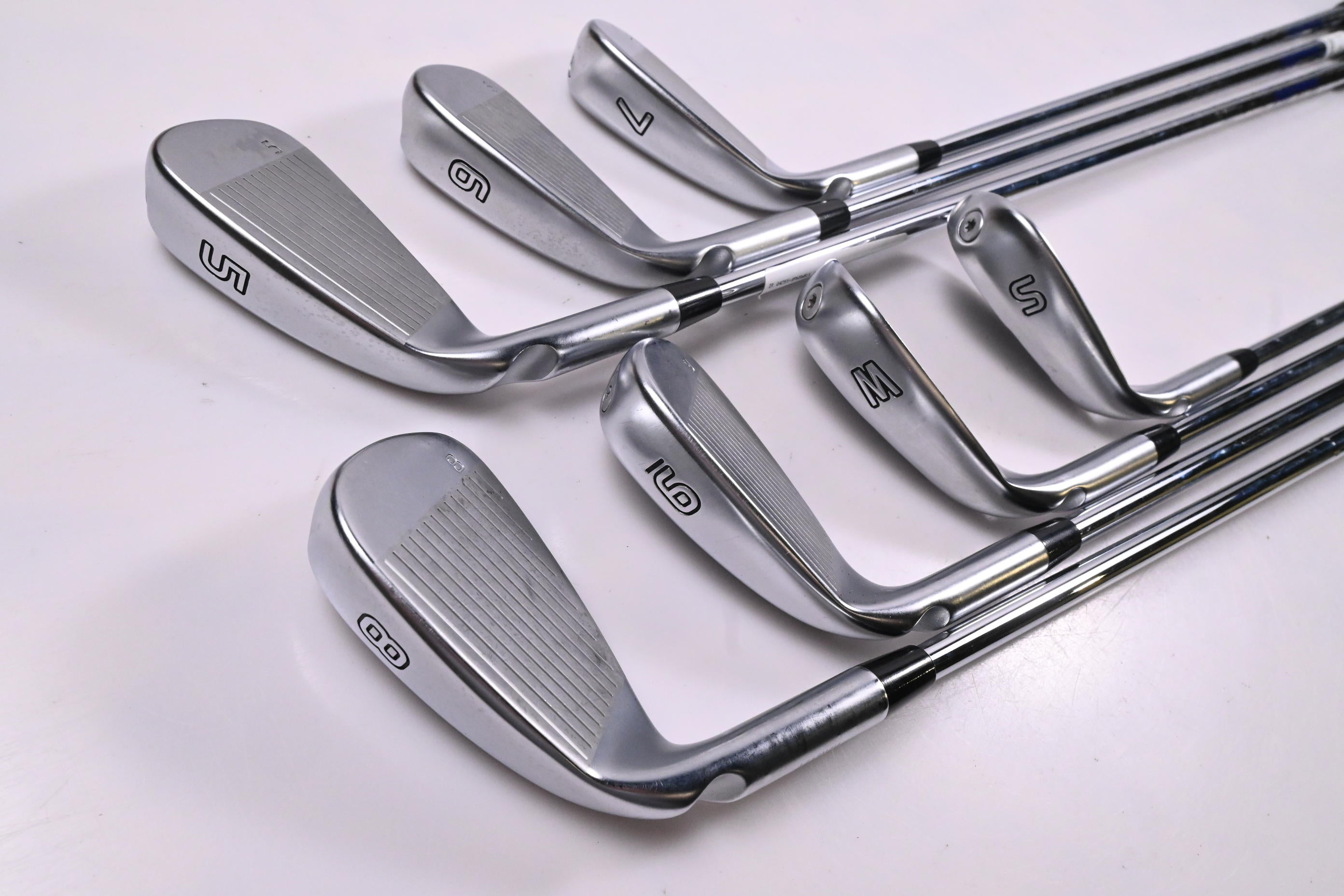 Ping G425 Irons / 5-PW+SW / Black Dot / Regular Flex Ping AWT 2.0 Shafts