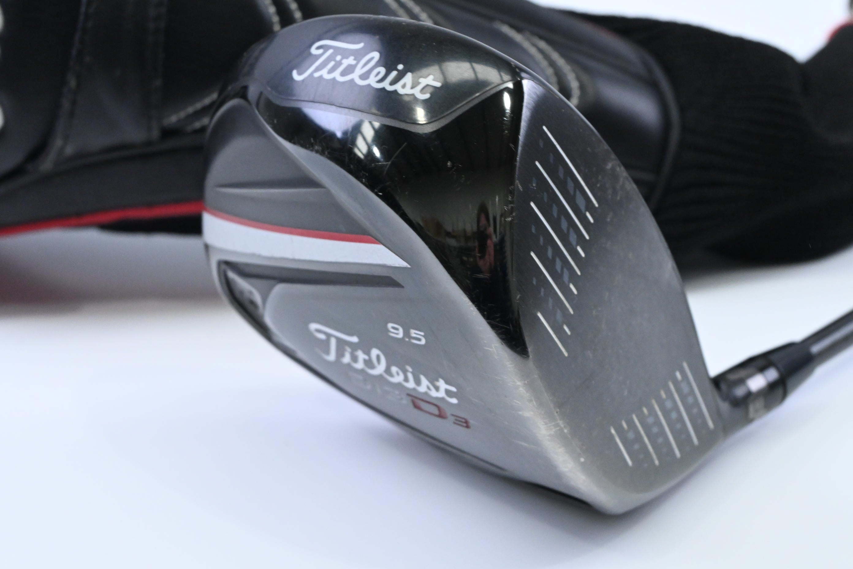 Titleist 913 D3 Driver / 9.5 Degree / Stiff Flex Aldila RIP Phenom 70 Shaft