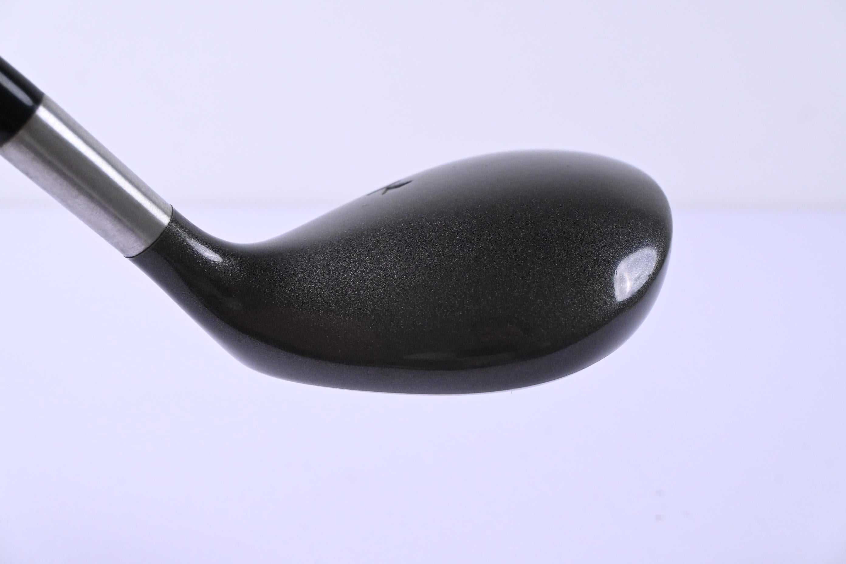 Titleist 975 F #7 Wood / 20.5 Degree / Regular Flex Titleist Ultralite Shaft