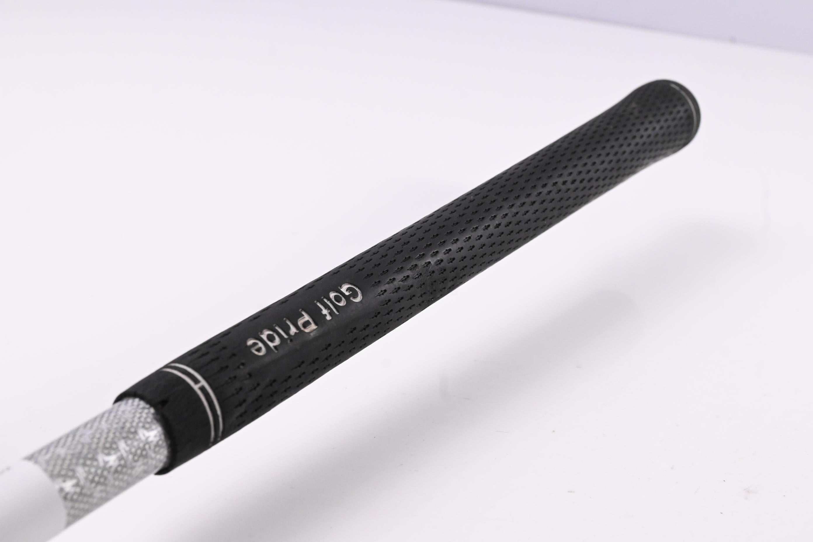 Titleist TSi3 Driver / 8 Degree / Stiff Flex Tensei AV Raw White 65 Shaft