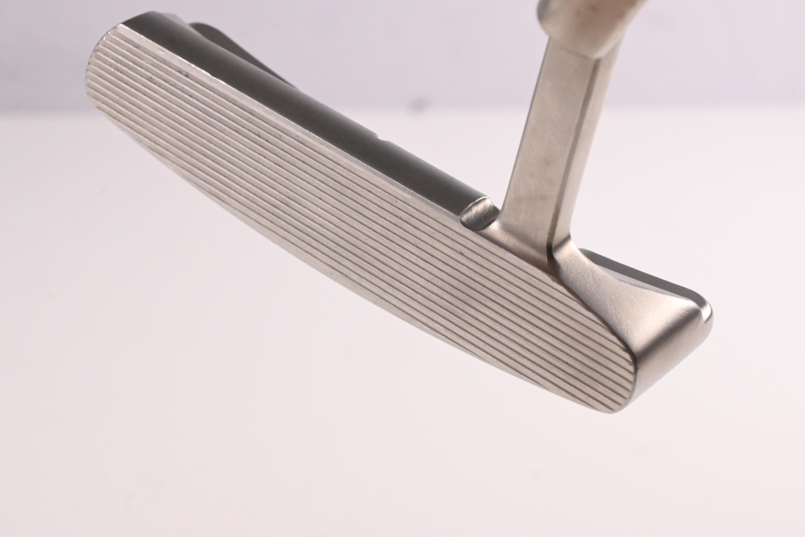 Rife Aussie Putter / 32 Inch