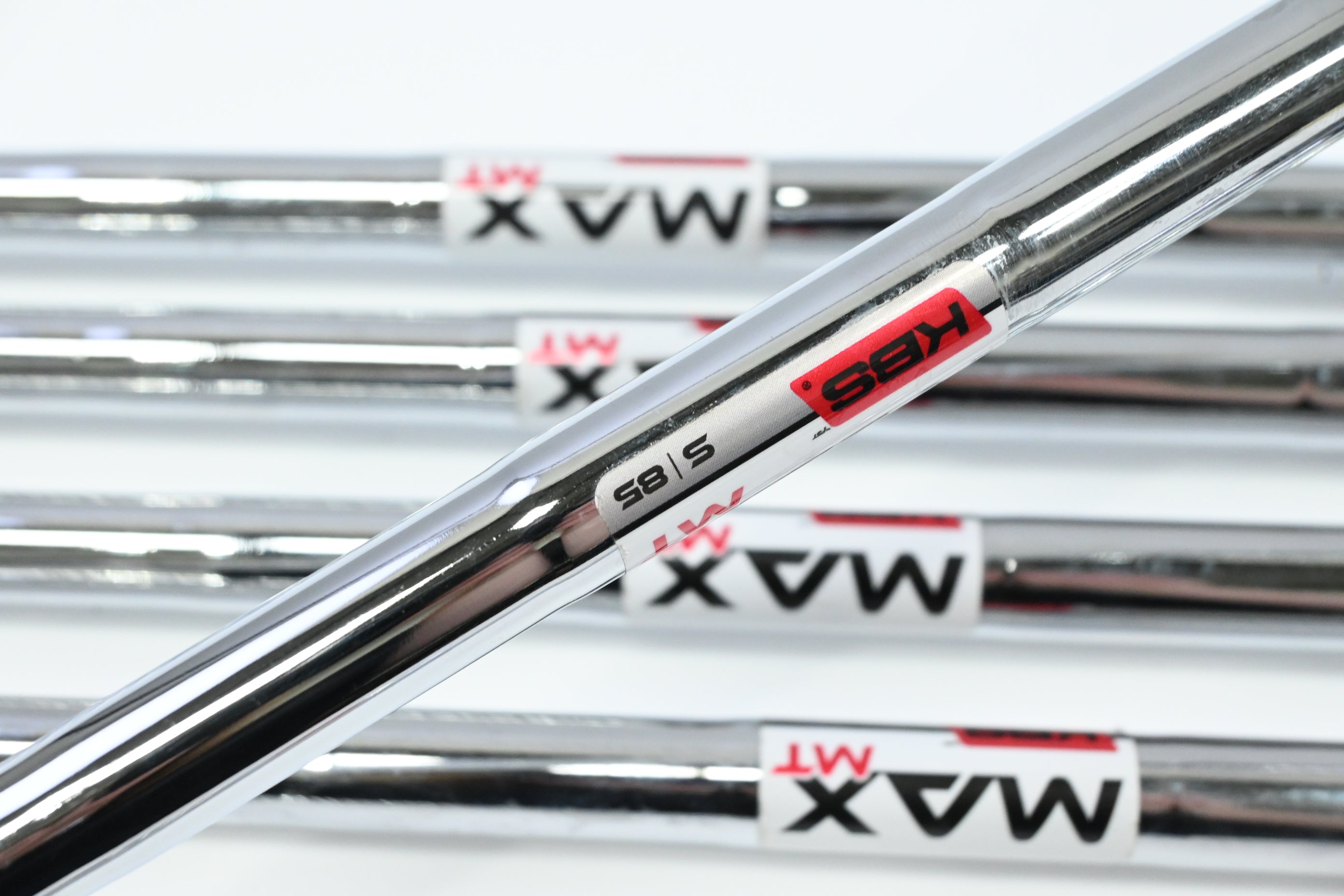 Taylormade SIM2 Max Irons / 5-PW / Stiff Flex KBS Max MT 85 Shafts