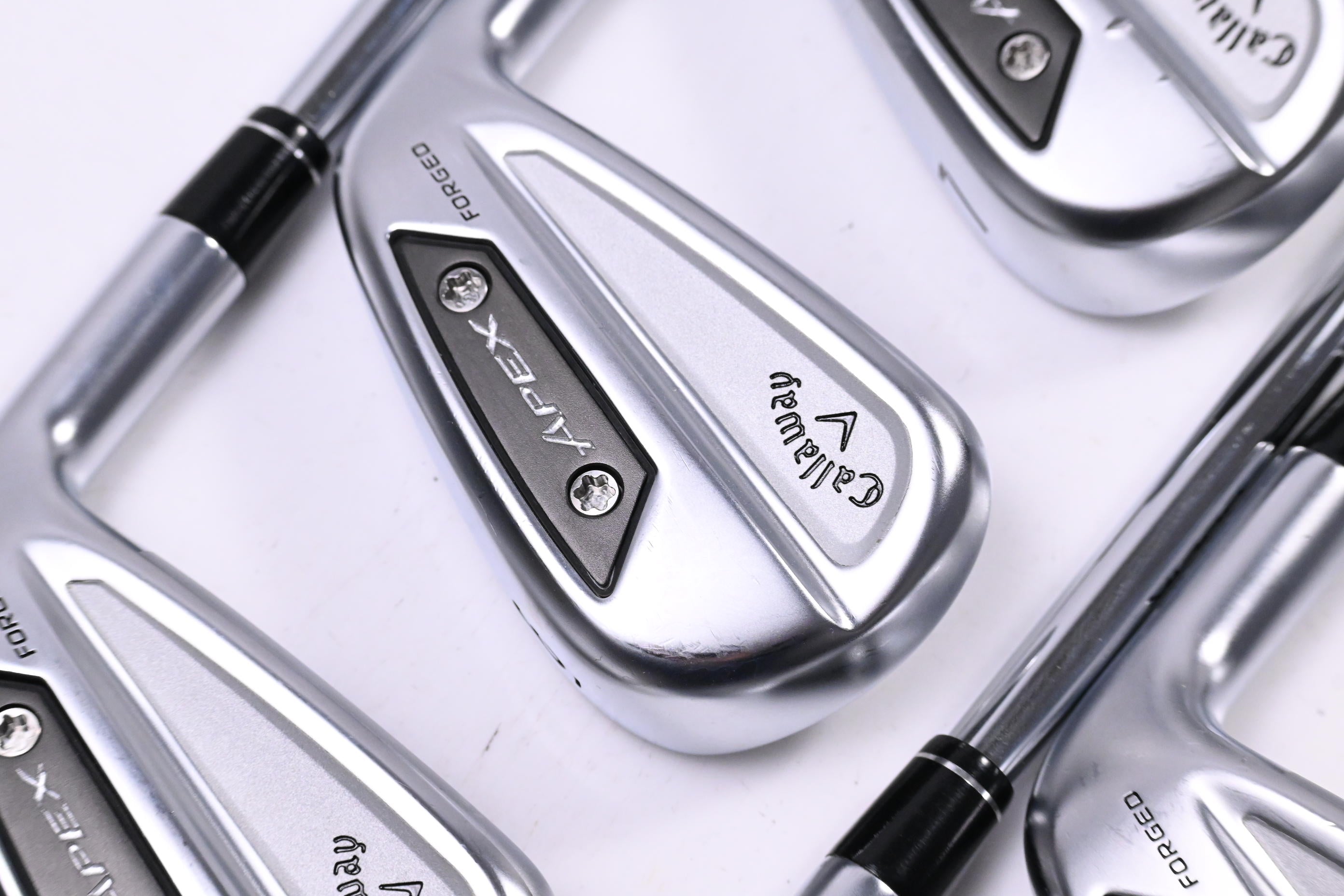 Callaway Apex Ai300 Irons / 5-PW / Stiff Flex Vector 90 Shafts