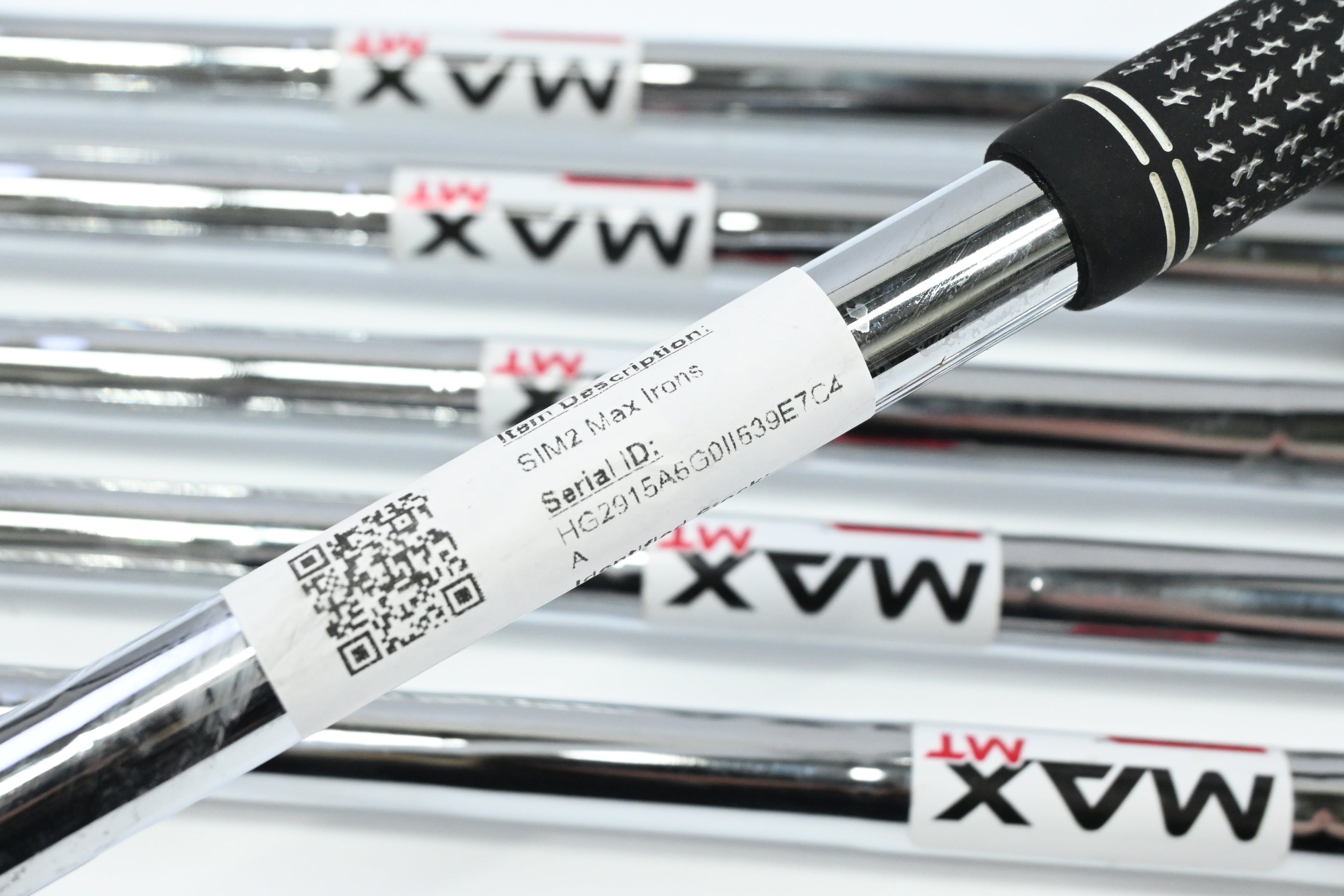 Taylormade SIM2 Max Irons / 5-PW / Stiff Flex KBS Max MT 85 Shafts
