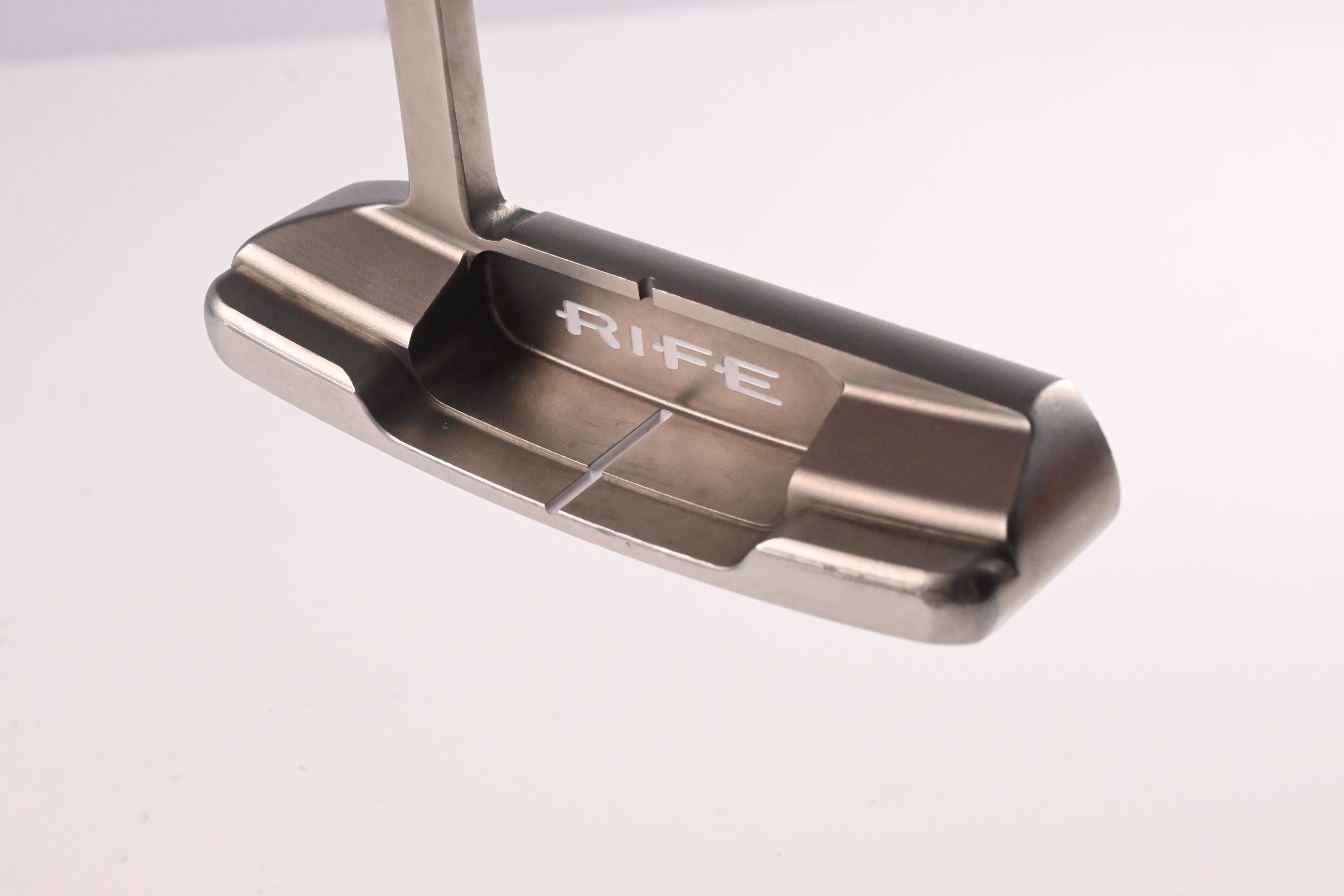 Rife Aussie Putter / 32 Inch