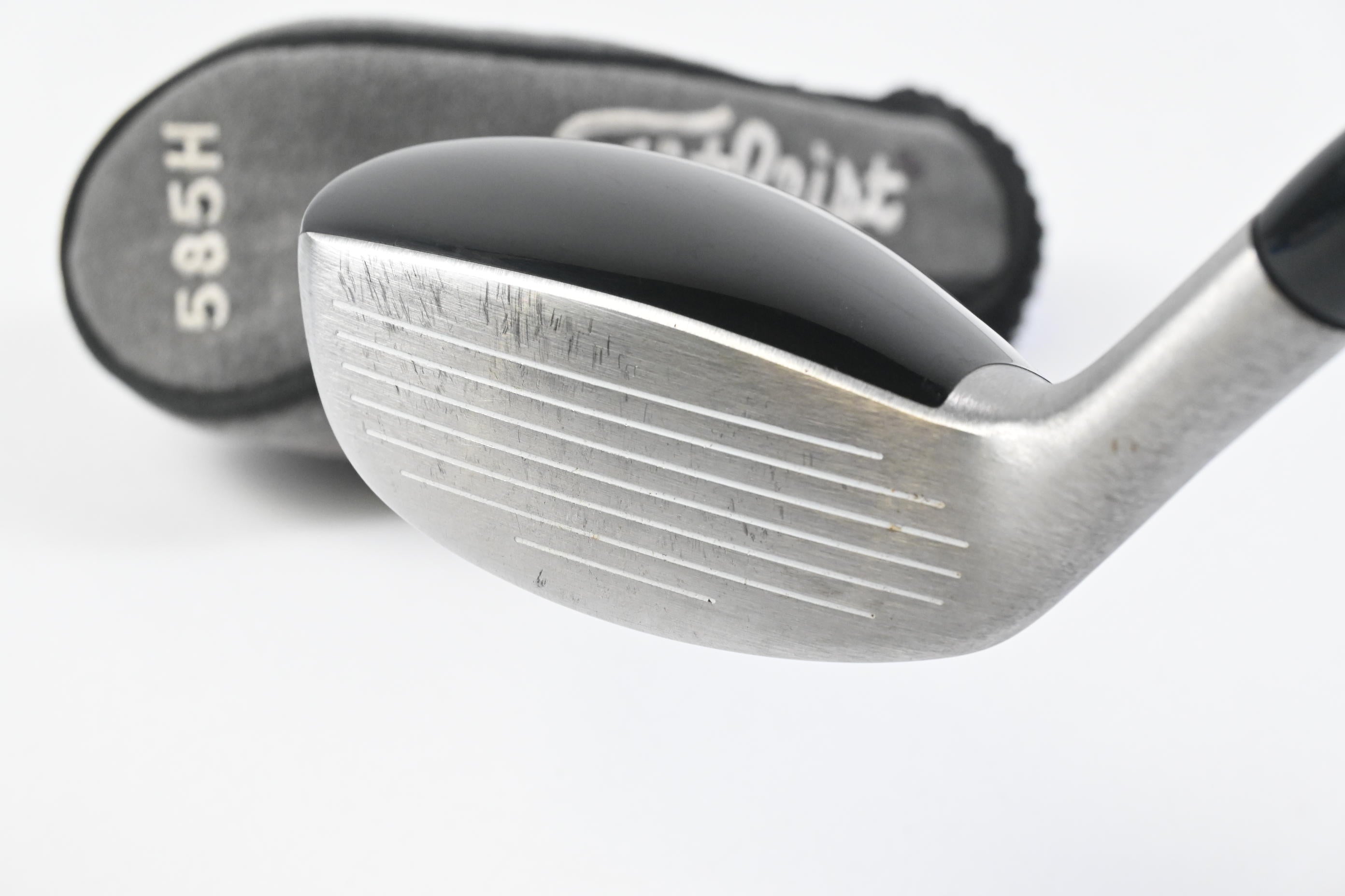 Titleist 585.H #3 Hybrid / 21 Degree / Regular Flex Aldila NV 85 Shaft