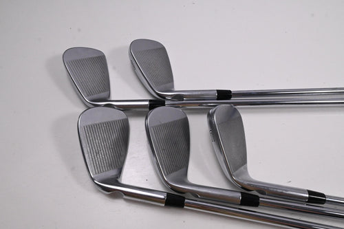 Ping i525 Irons / 7-PW+UW / Red Dot / Stiff Flex Ping AWT 2.0 Shafts
